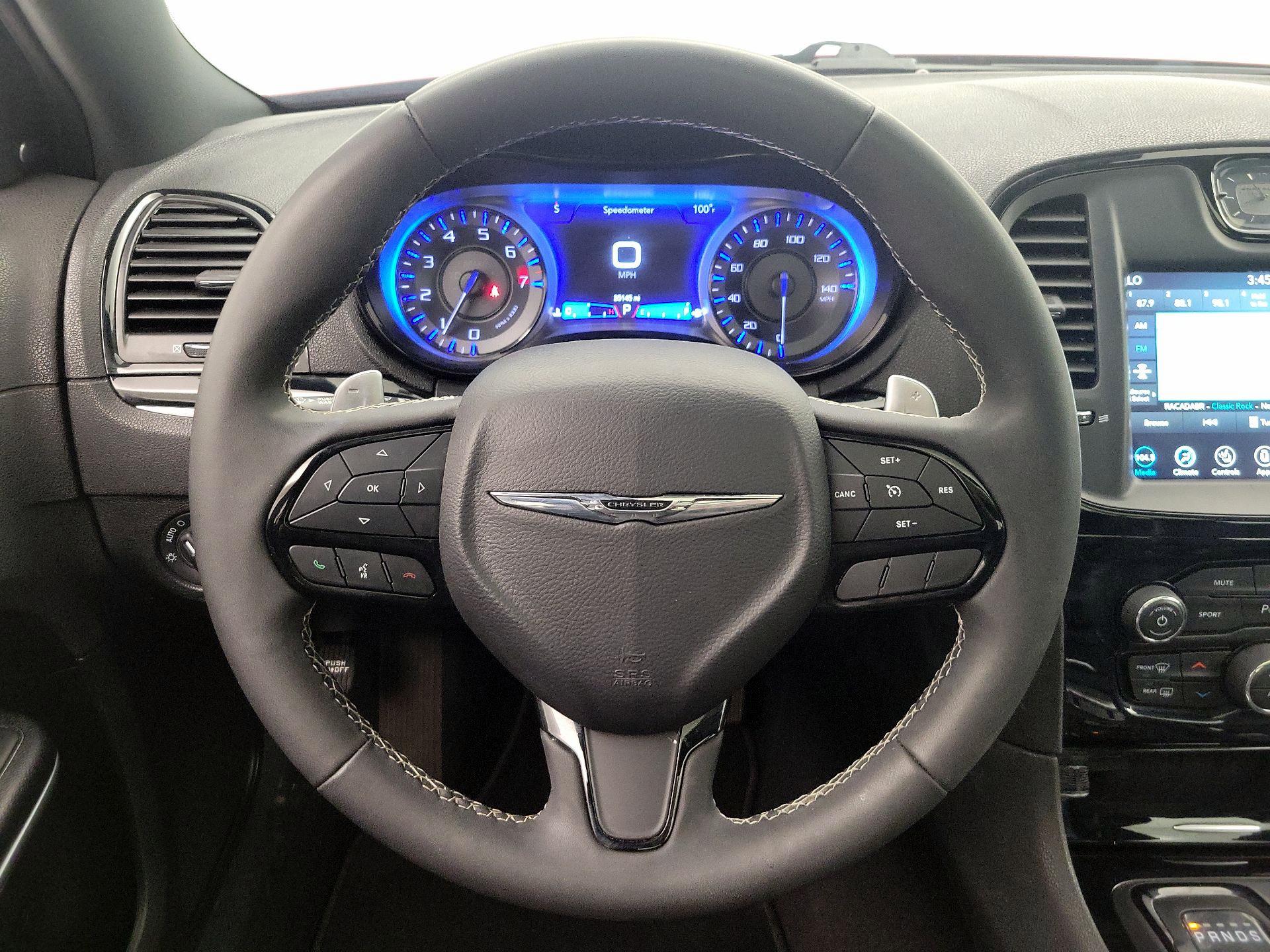 Thumbnail: 2022 Chrysler 300 - 10