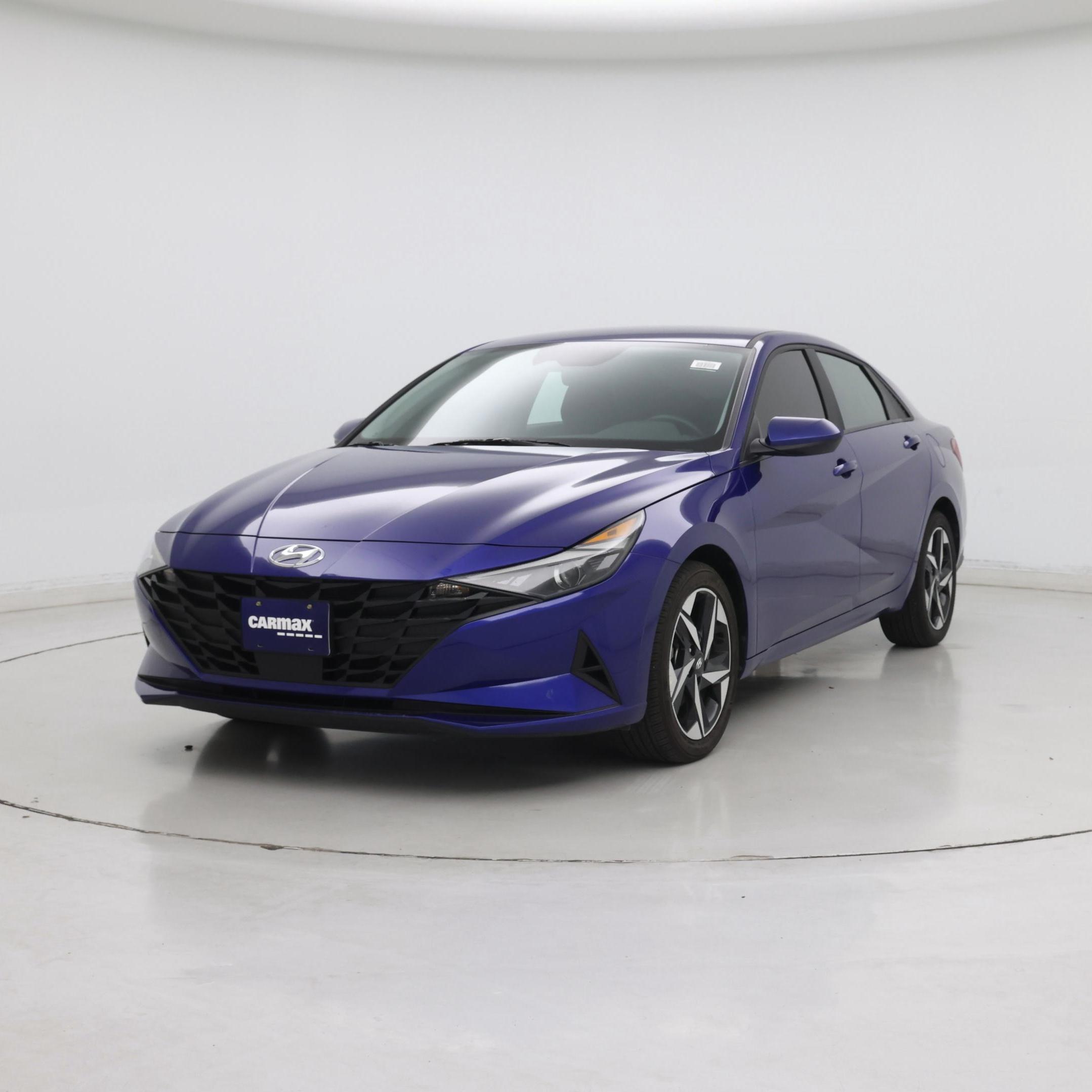 Thumbnail: 2023 Hyundai Elantra - 4