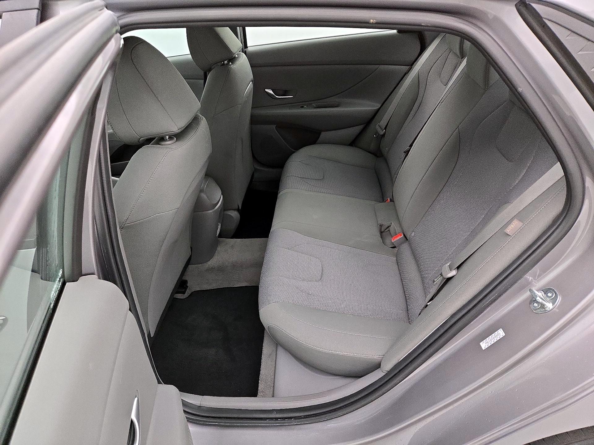 Thumbnail: 2024 Hyundai Elantra - 19