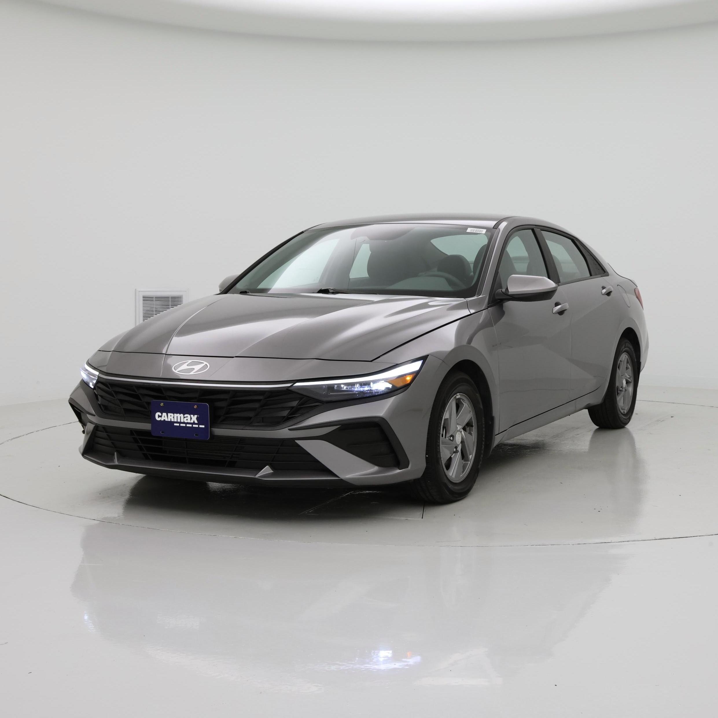 Thumbnail: 2024 Hyundai Elantra - 4