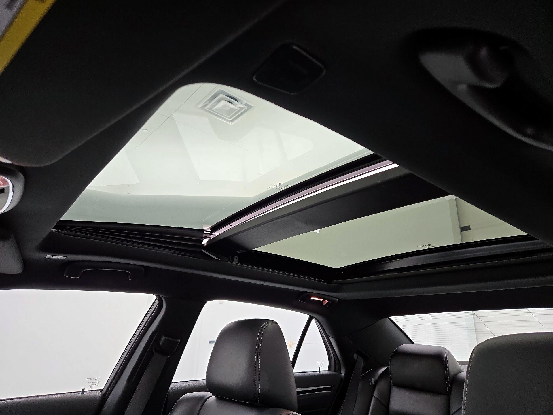 Thumbnail: 2022 Chrysler 300 - 19