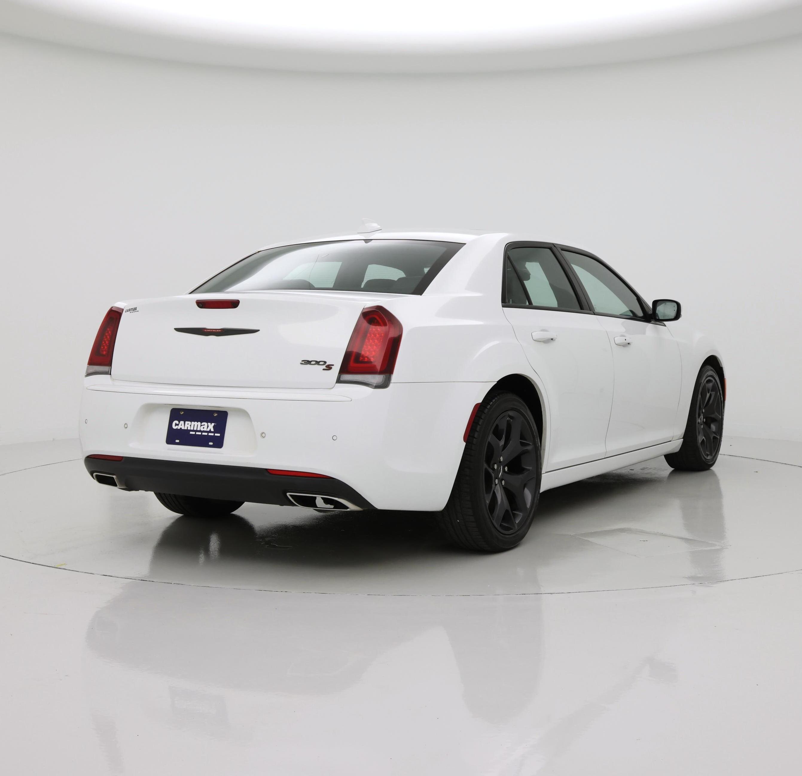 Thumbnail: 2022 Chrysler 300 - 8