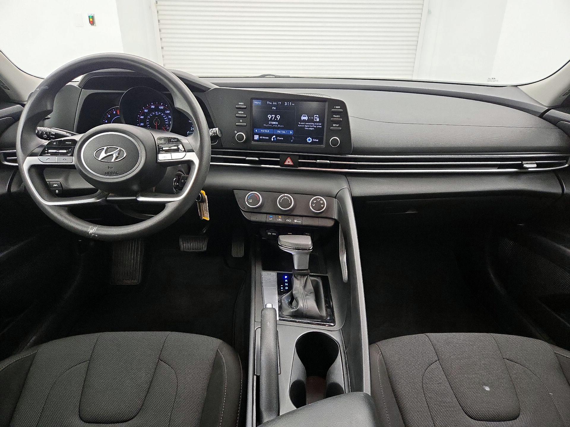 Thumbnail: 2023 Hyundai Elantra - 9