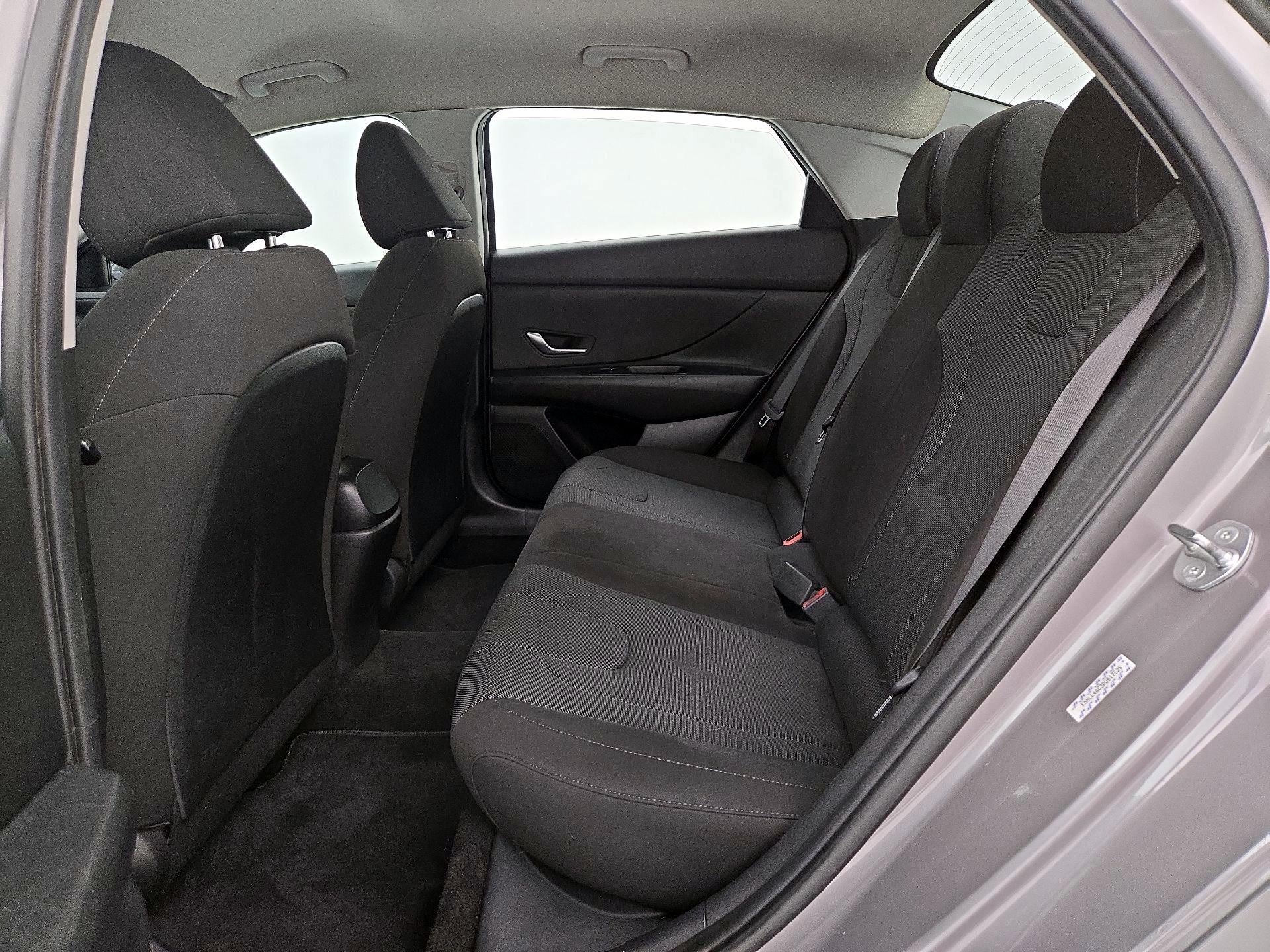 Thumbnail: 2023 Hyundai Elantra - 19