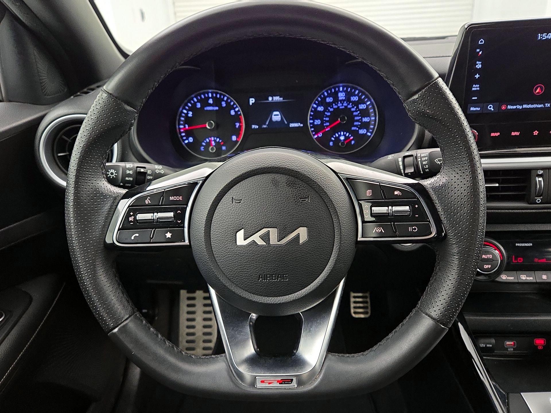 Thumbnail: 2023 Kia Forte - 10