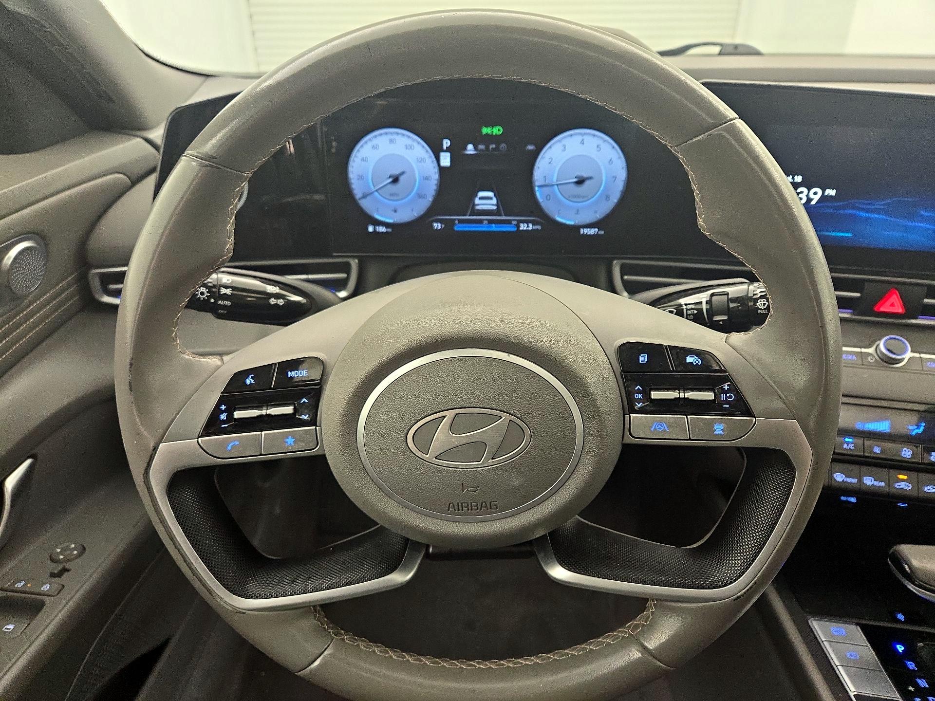 Thumbnail: 2024 Hyundai Elantra - 10