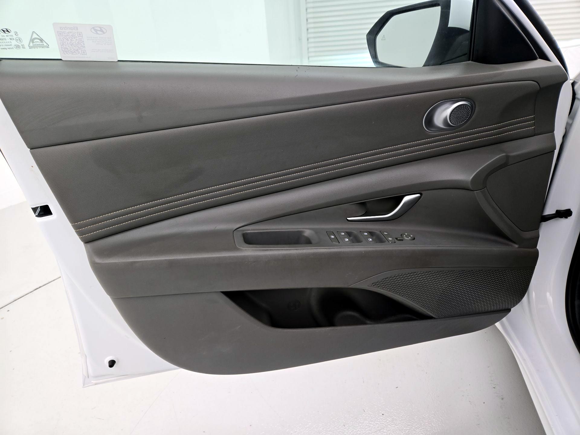Thumbnail: 2024 Hyundai Elantra - 12