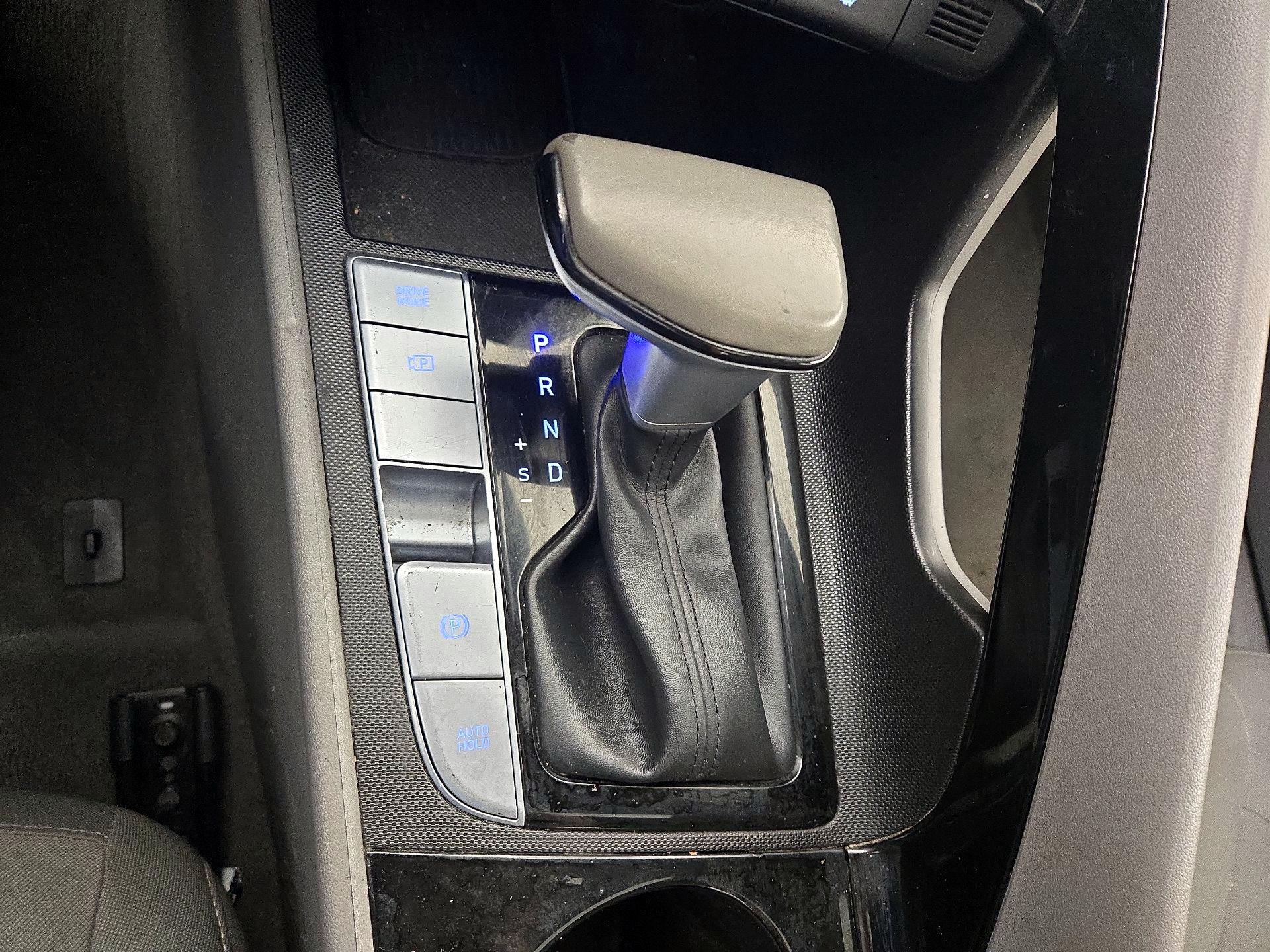 Thumbnail: 2024 Hyundai Elantra - 18