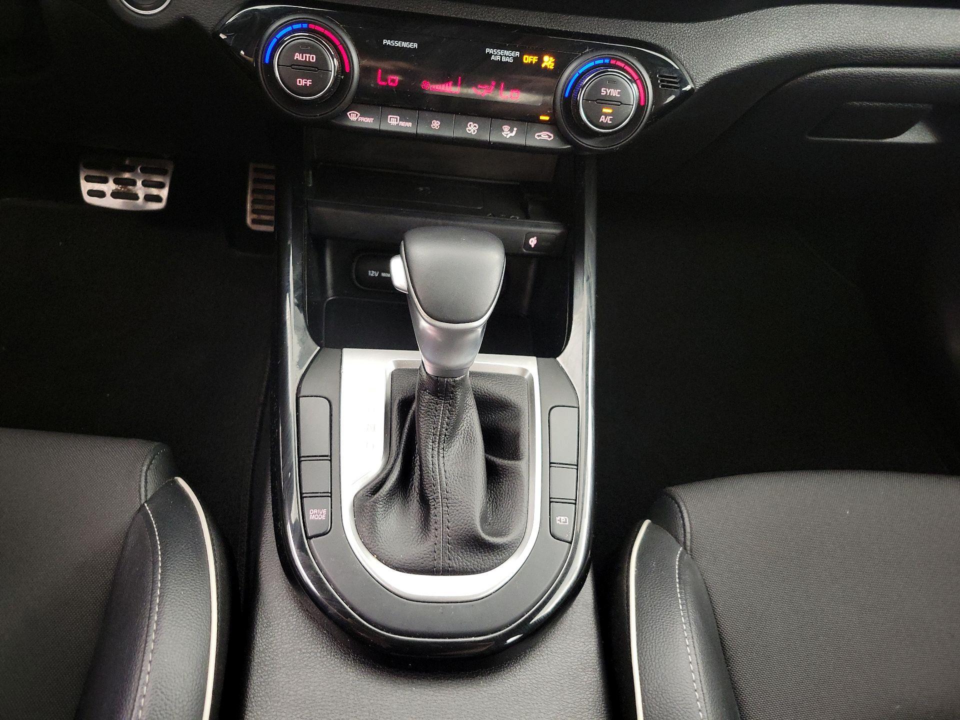 Thumbnail: 2022 Kia Forte - 18