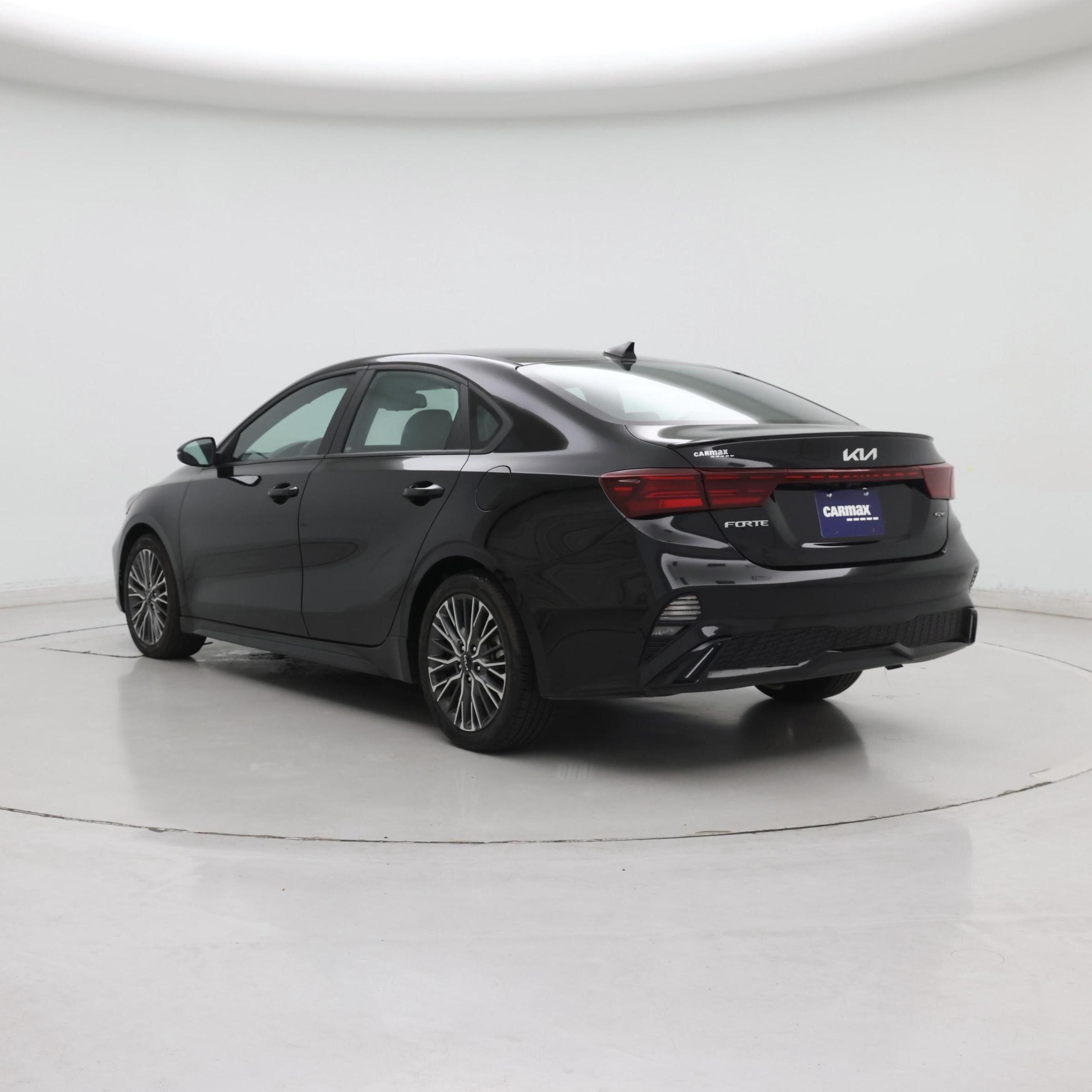 Thumbnail: 2022 Kia Forte - 2