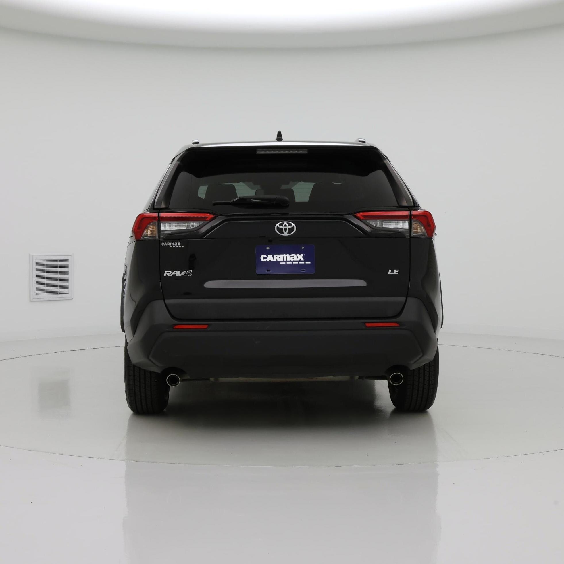 Thumbnail: 2019 Toyota RAV4 - 6