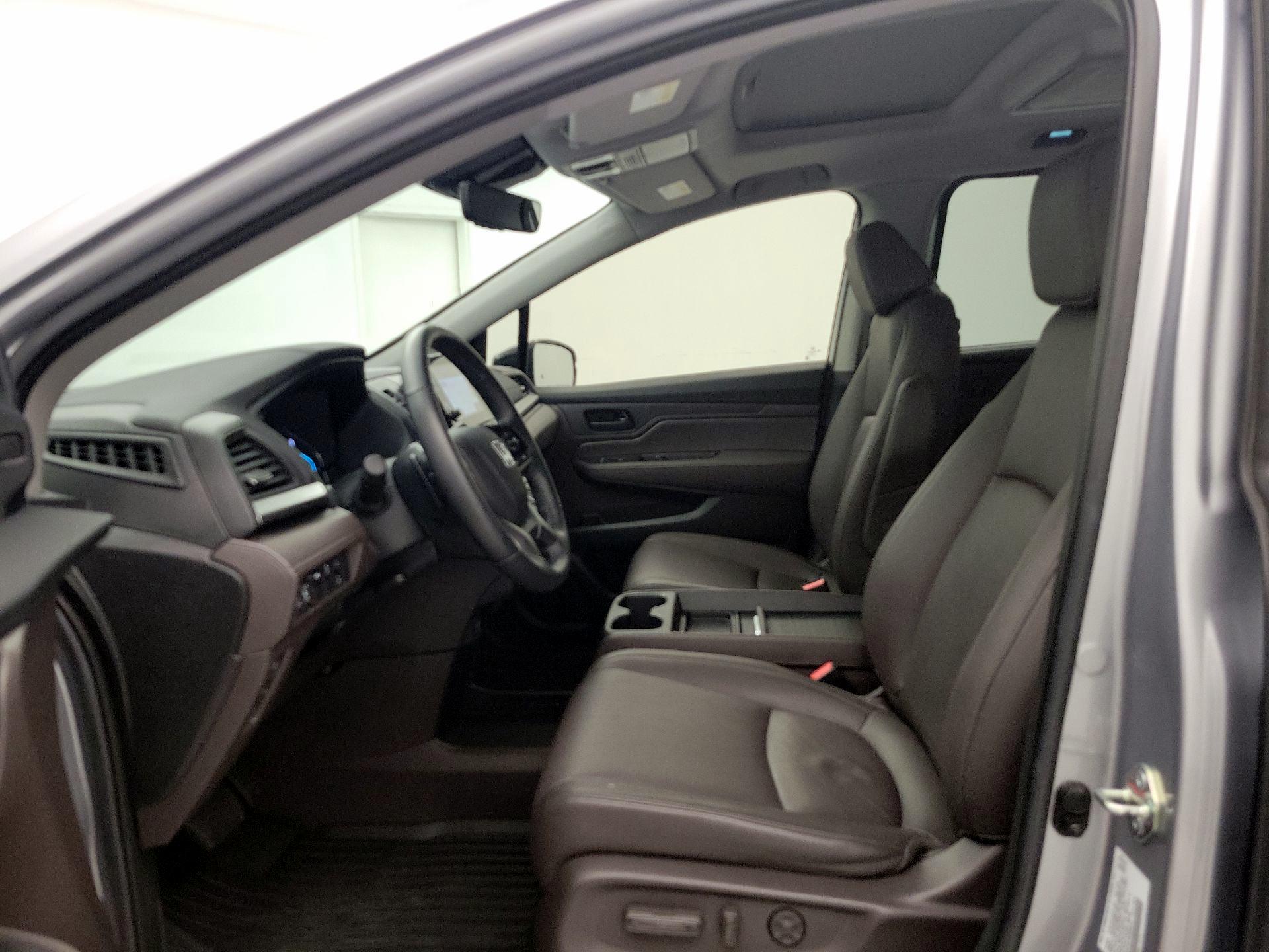 Thumbnail: 2020 Honda Odyssey - 11