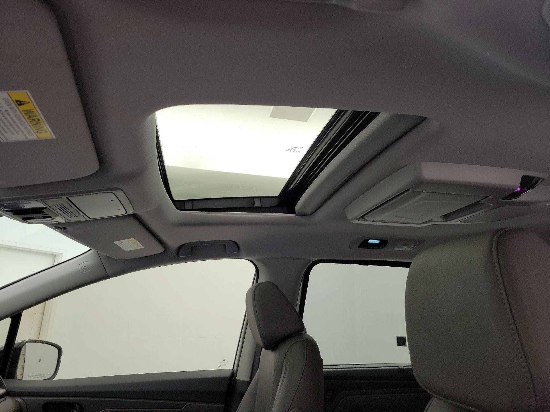 Thumbnail: 2020 Honda Odyssey - 20