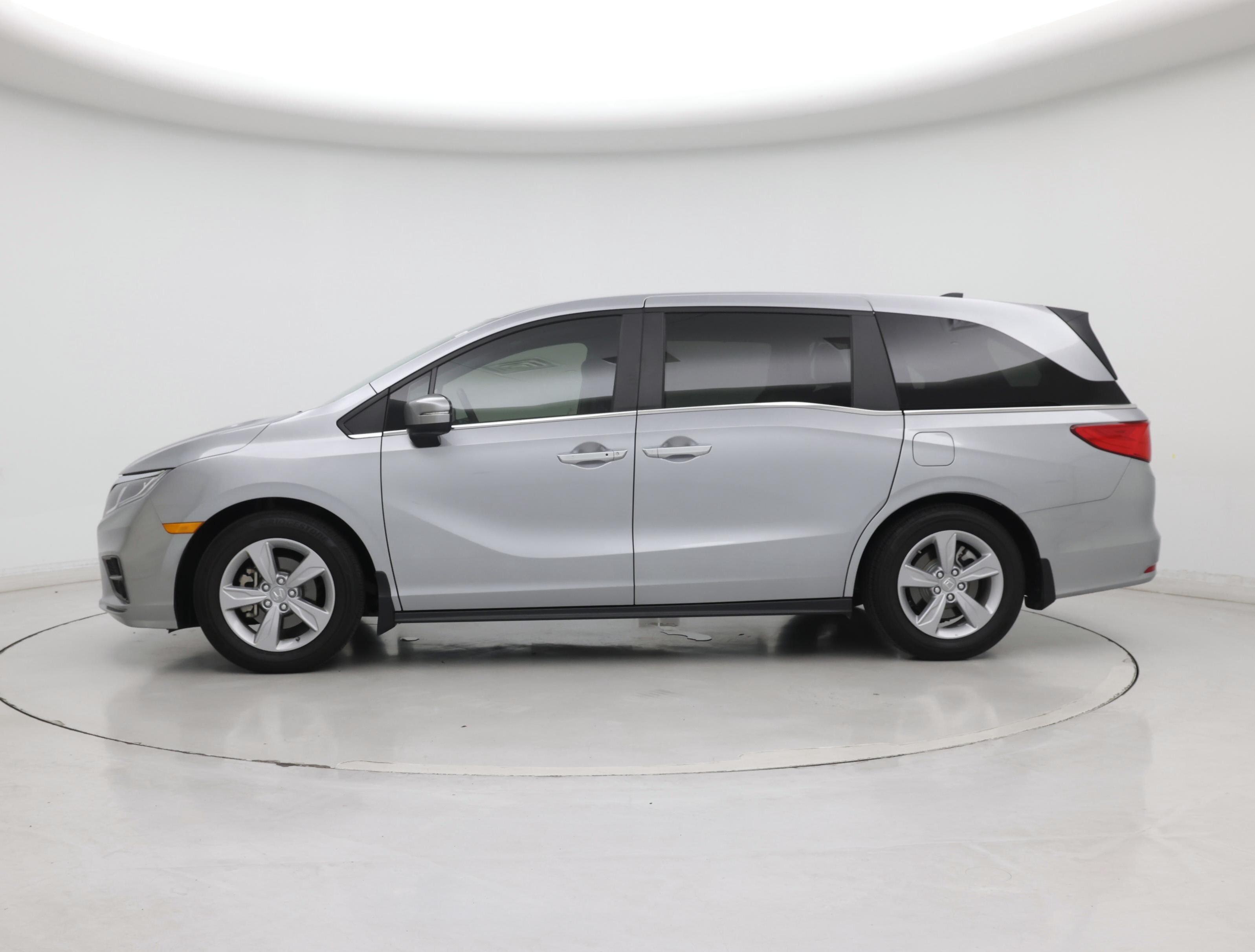 Thumbnail: 2020 Honda Odyssey - 3