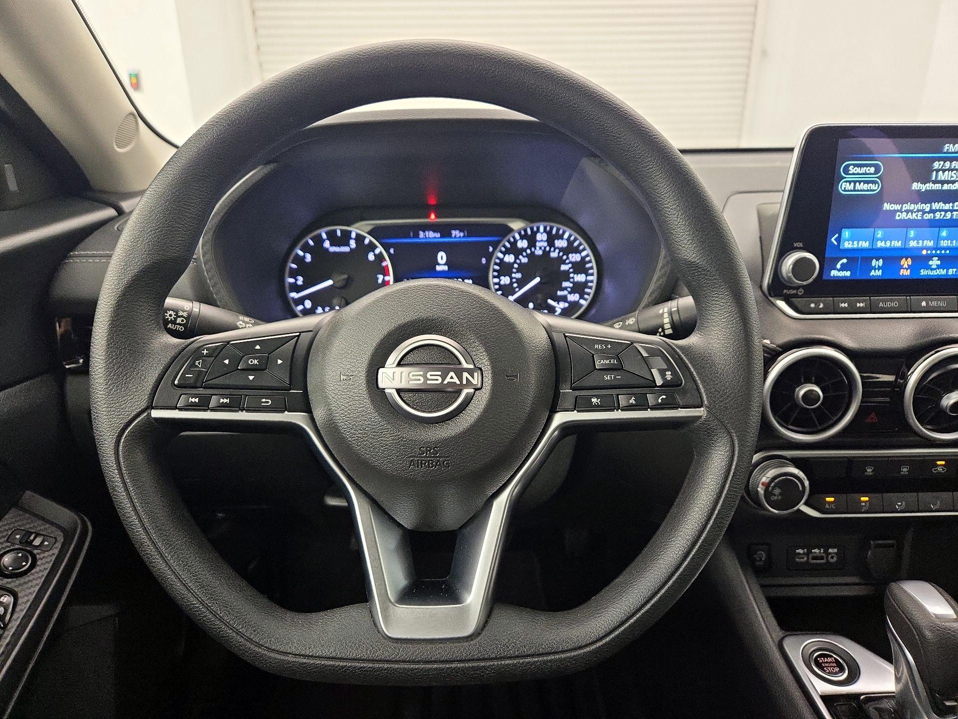 Thumbnail: 2024 Nissan Sentra - 10