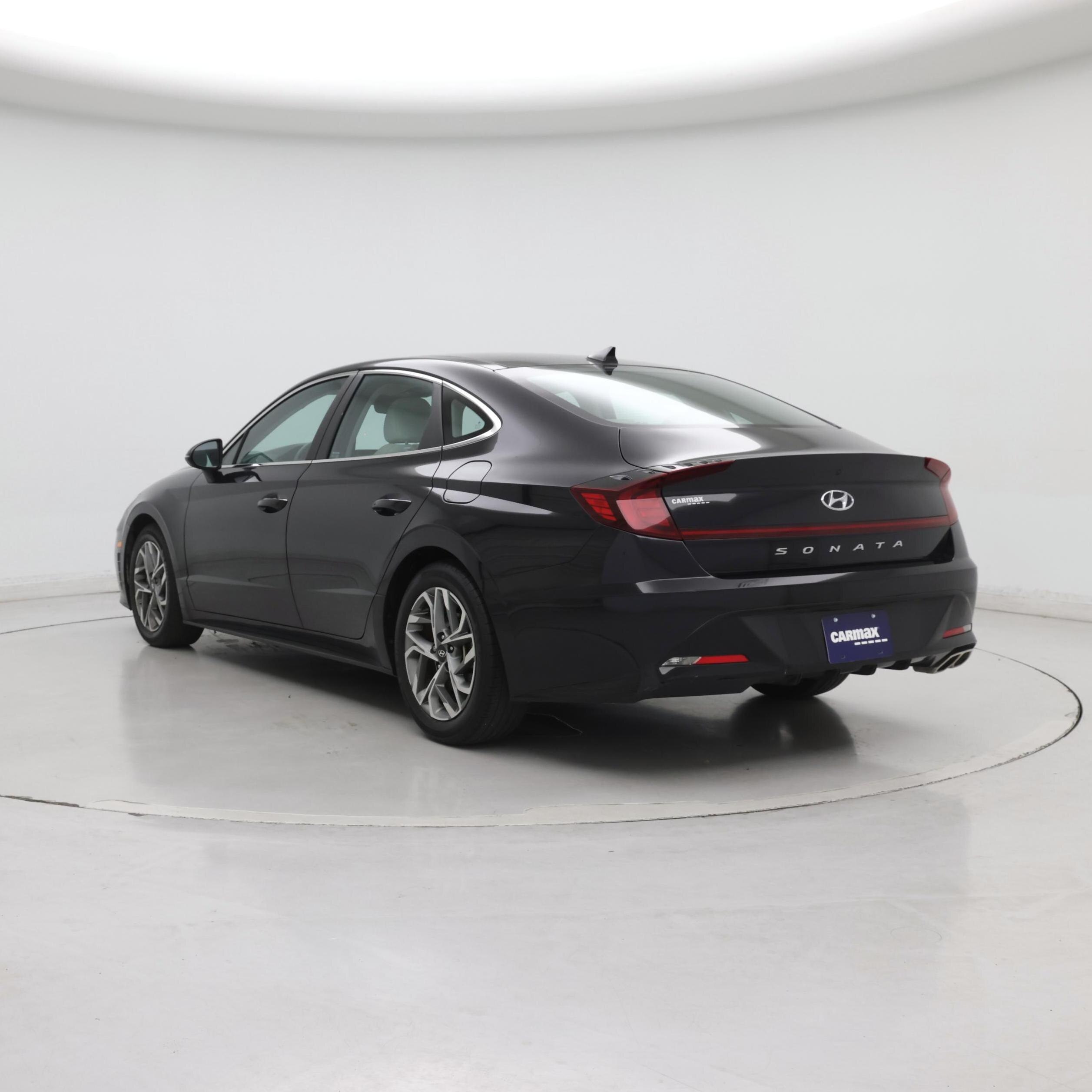 Thumbnail: 2023 Hyundai Sonata - 2