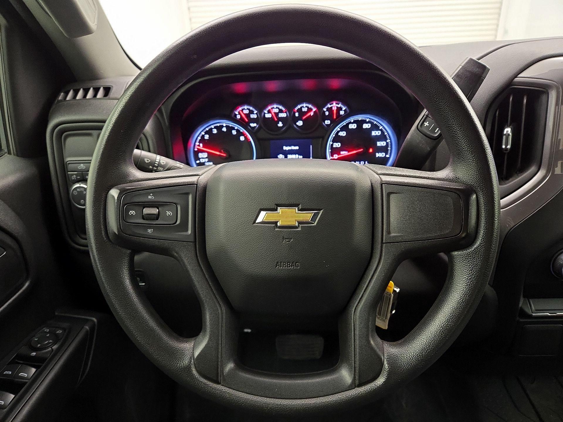 Thumbnail: 2021 Chevrolet Silverado 1500 - 10