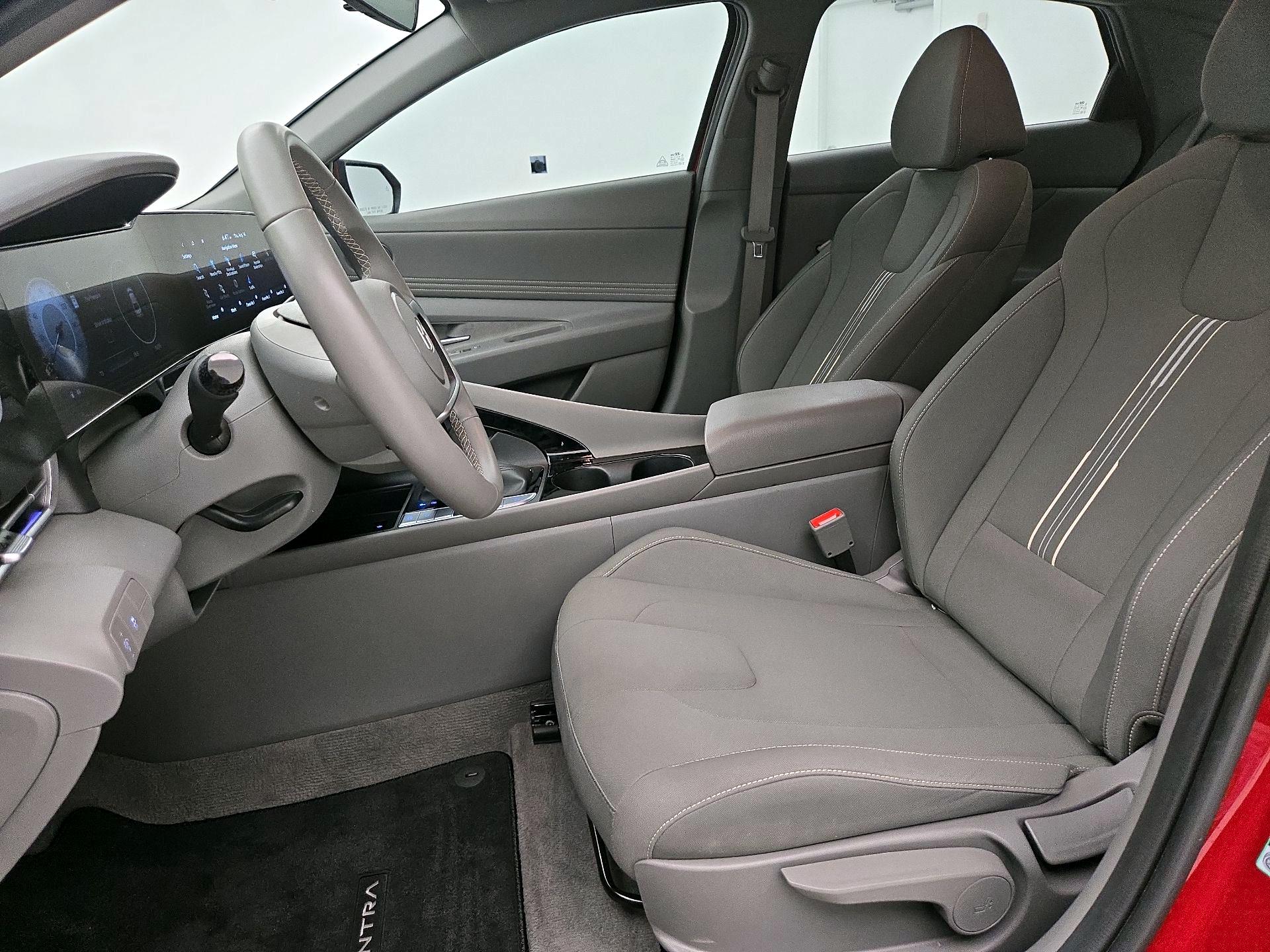 Thumbnail: 2024 Hyundai Elantra - 11