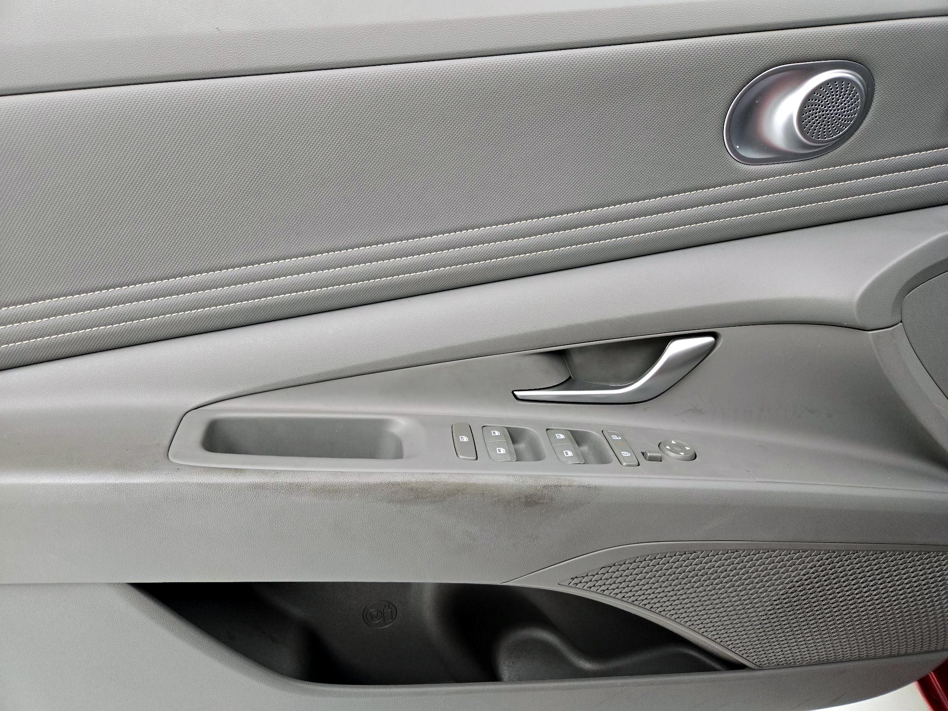 Thumbnail: 2024 Hyundai Elantra - 12