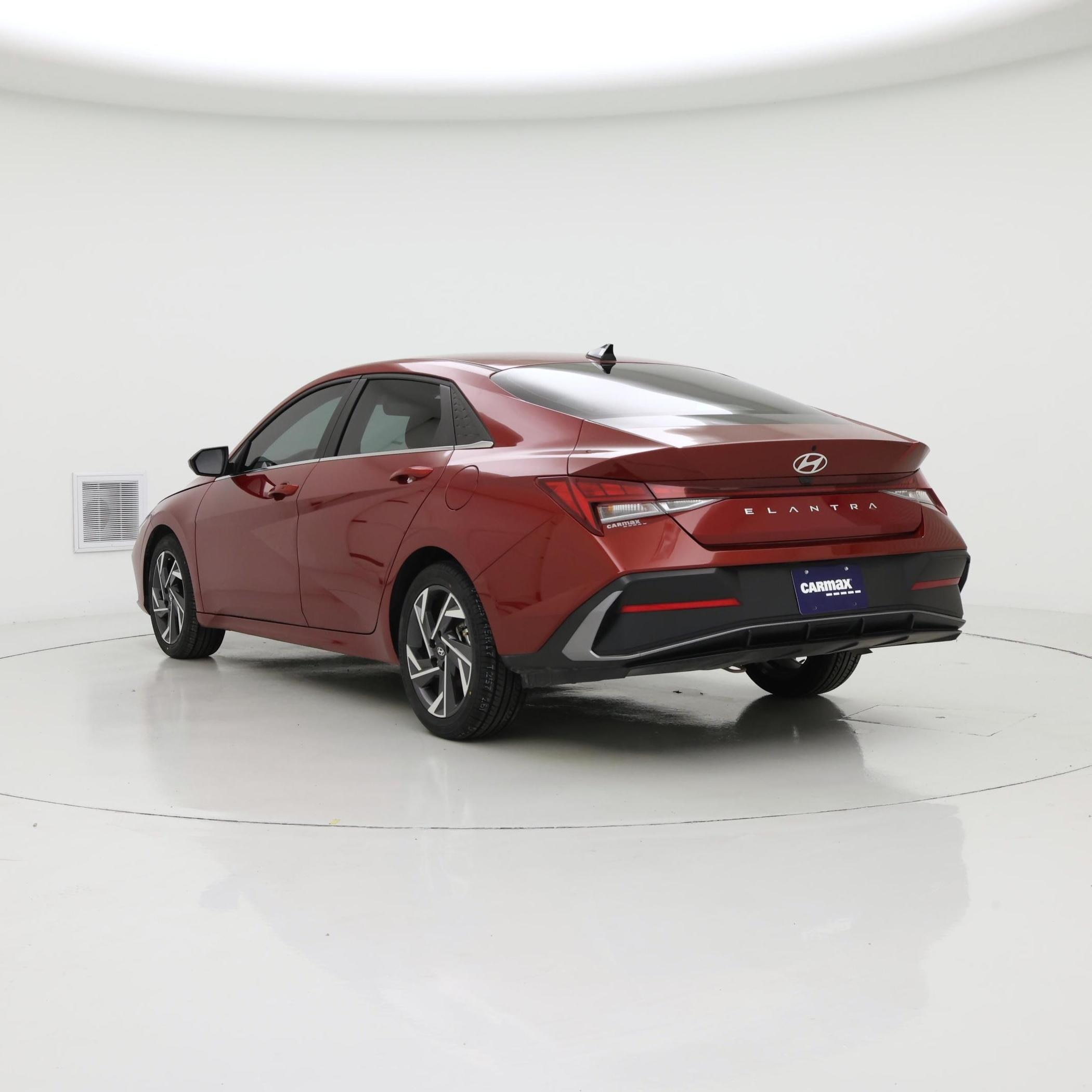 Thumbnail: 2024 Hyundai Elantra - 2