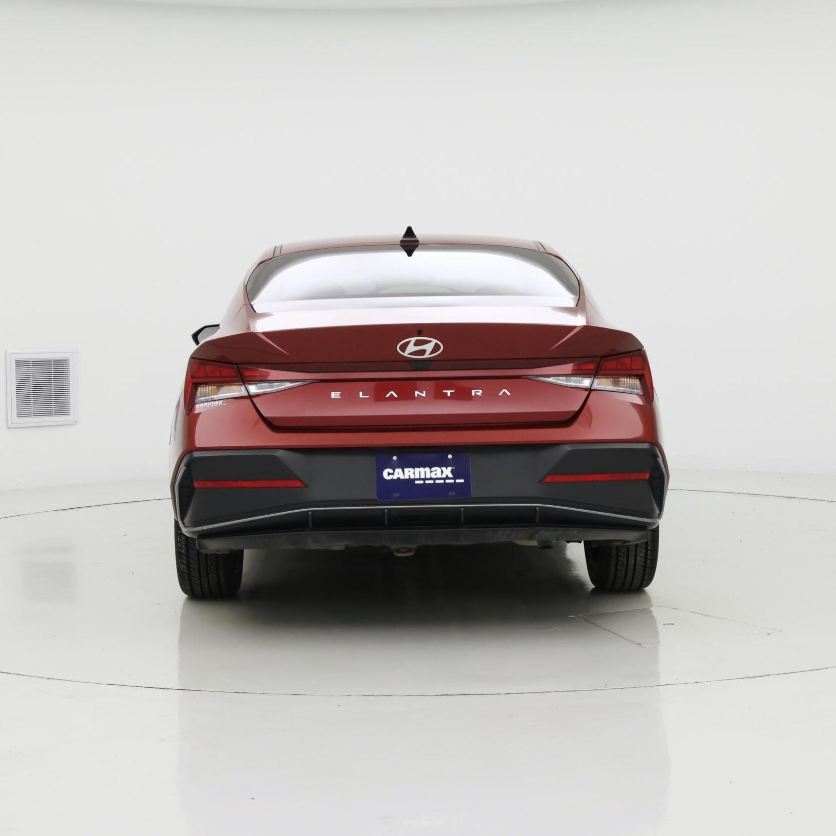 Thumbnail: 2024 Hyundai Elantra - 6