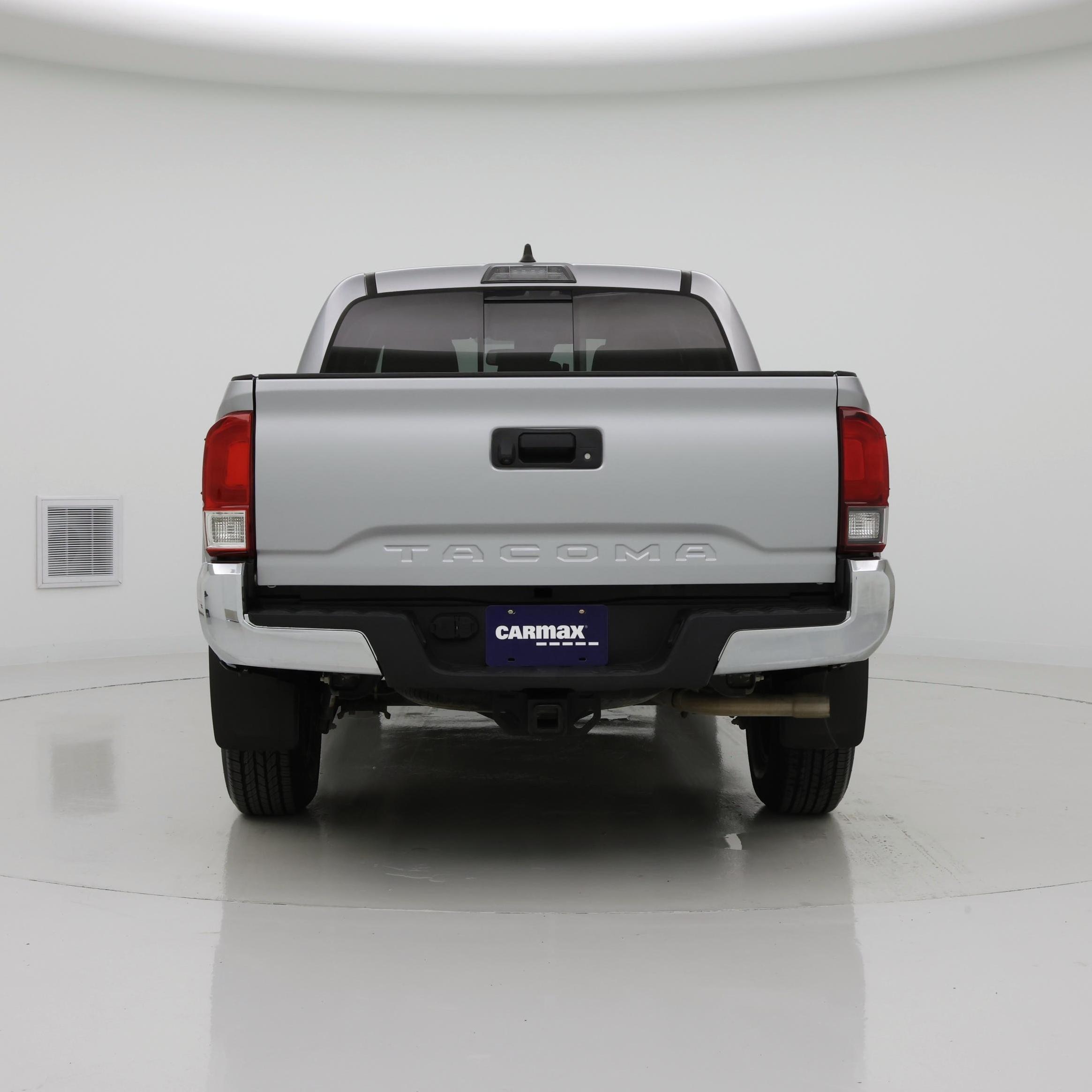Thumbnail: 2020 Toyota Tacoma - 6
