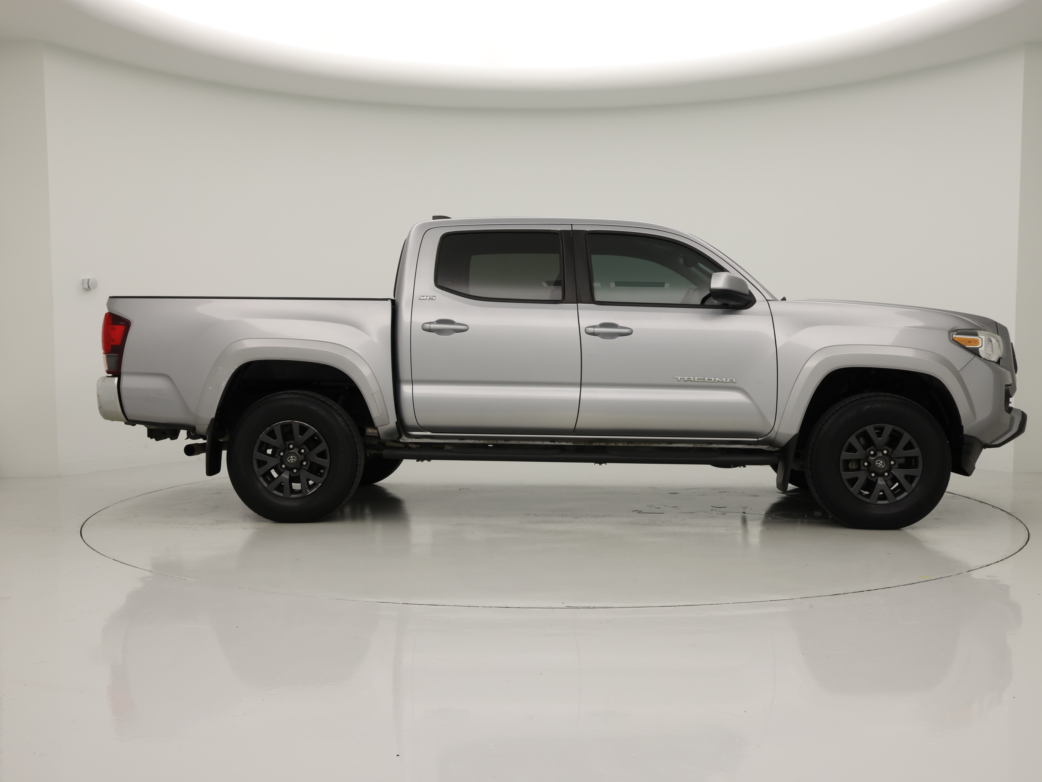 Thumbnail: 2020 Toyota Tacoma - 7