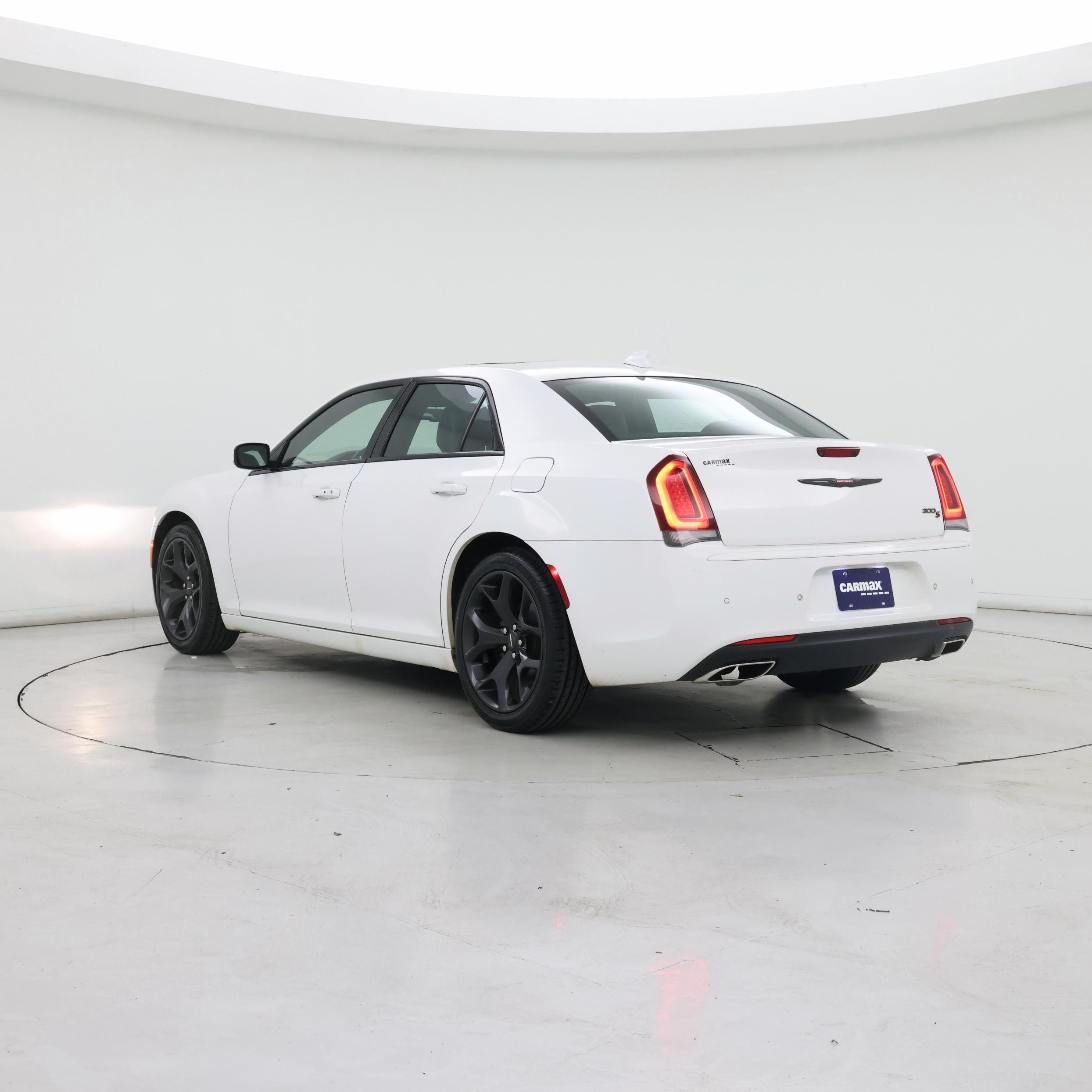 Thumbnail: 2021 Chrysler 300 - 2