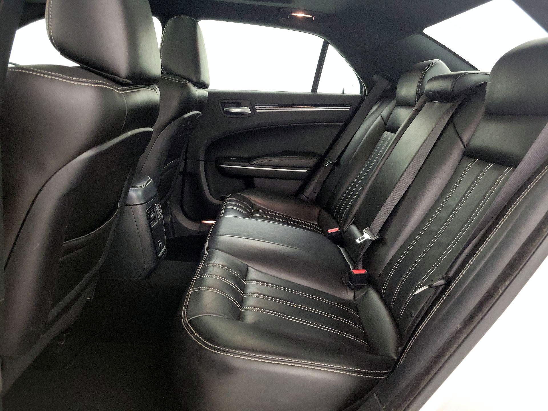 Thumbnail: 2021 Chrysler 300 - 19