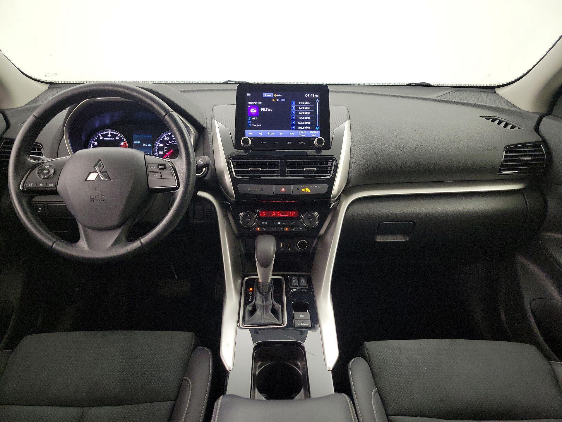 Thumbnail: 2022 Mitsubishi Eclipse Cross - 9