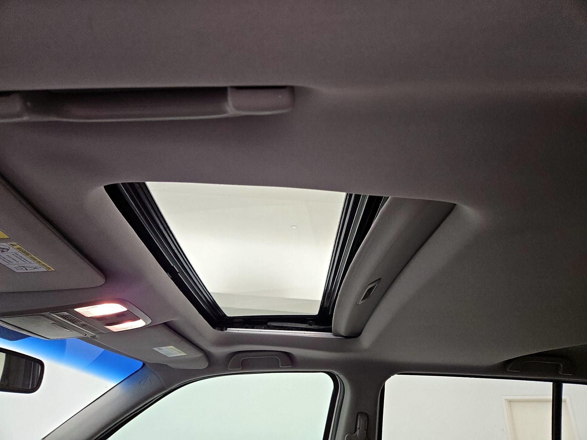 Thumbnail: 2014 Honda Pilot - 17