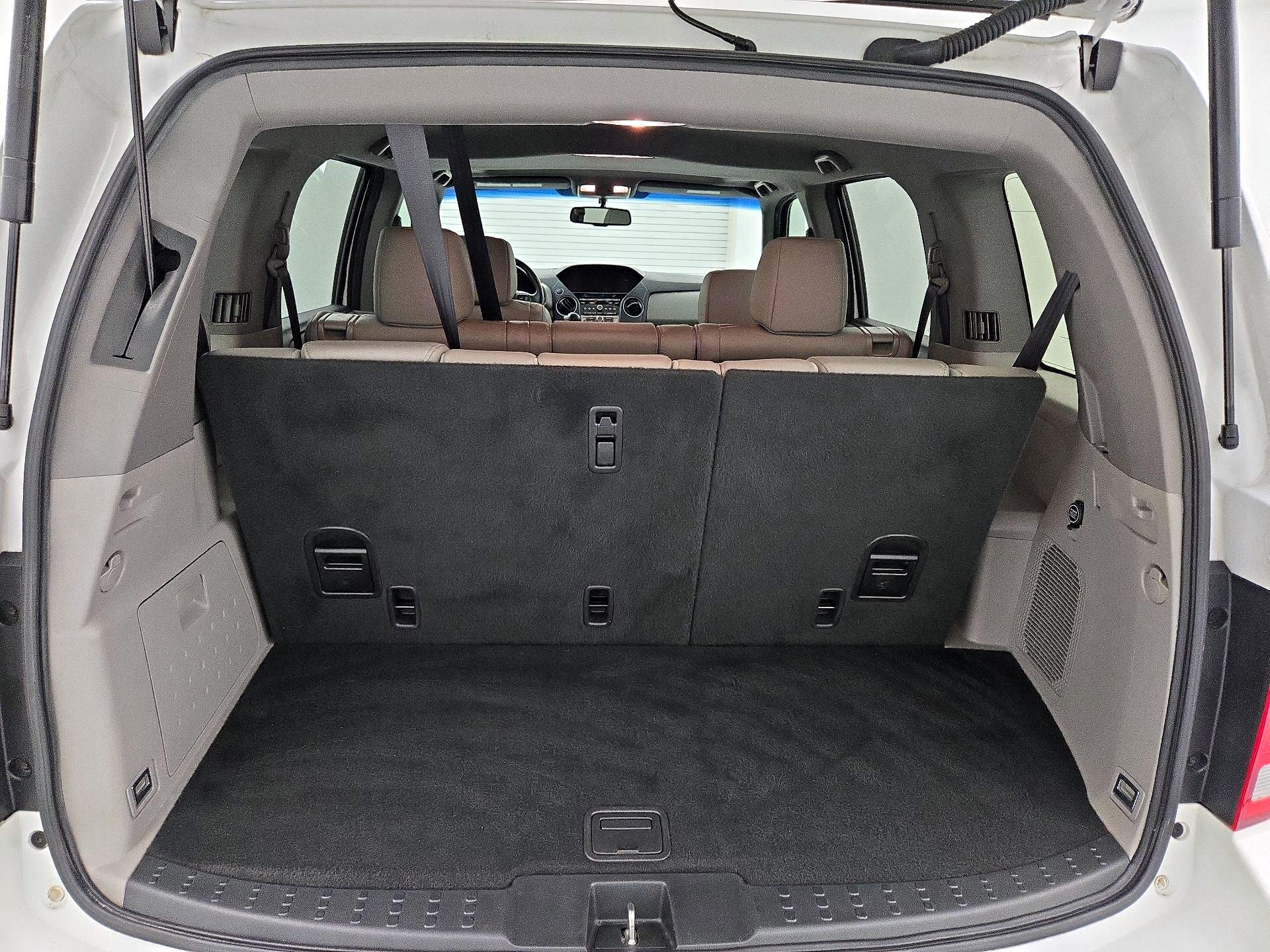Thumbnail: 2014 Honda Pilot - 20