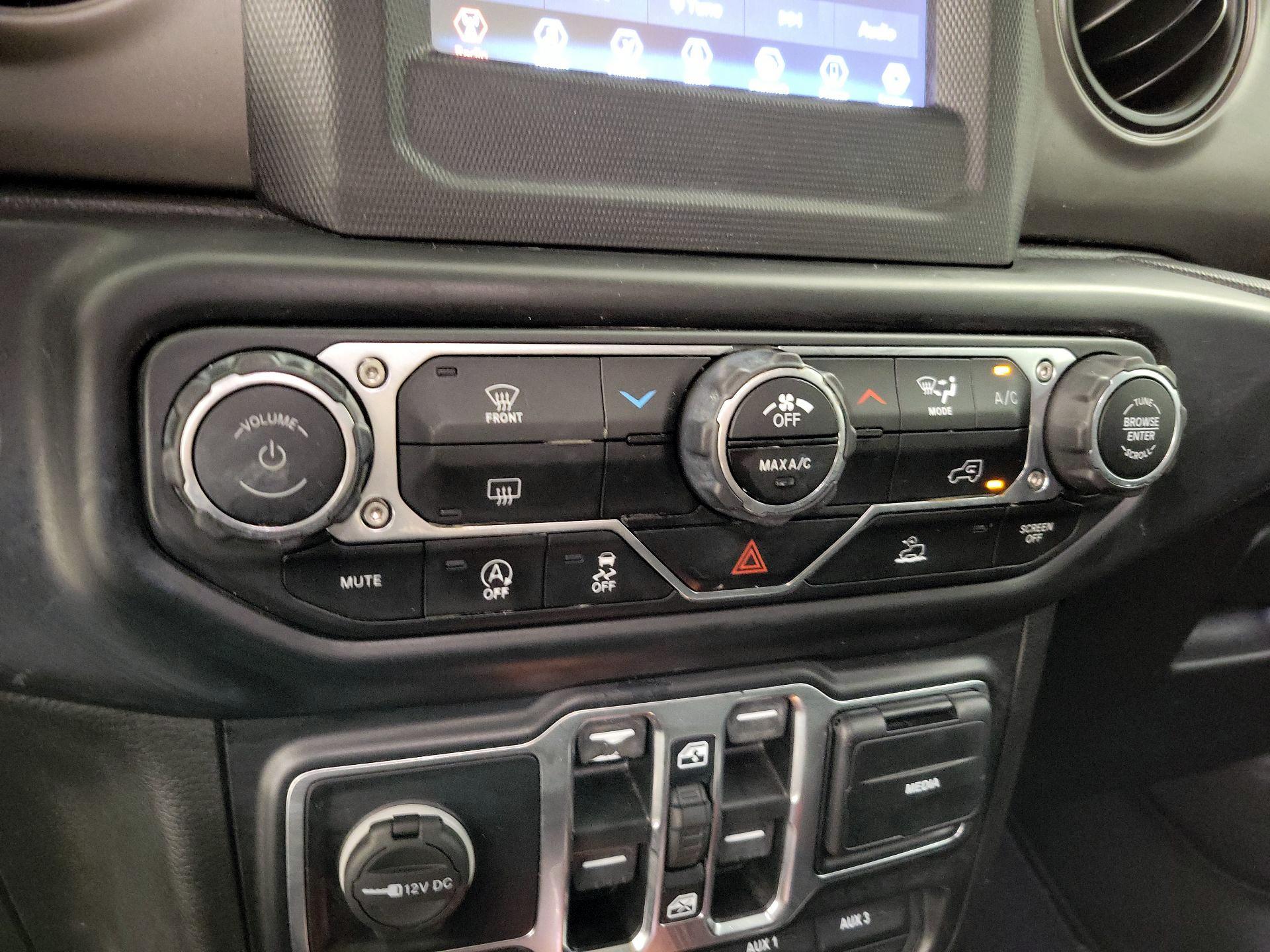 Thumbnail: 2022 Jeep Gladiator - 16