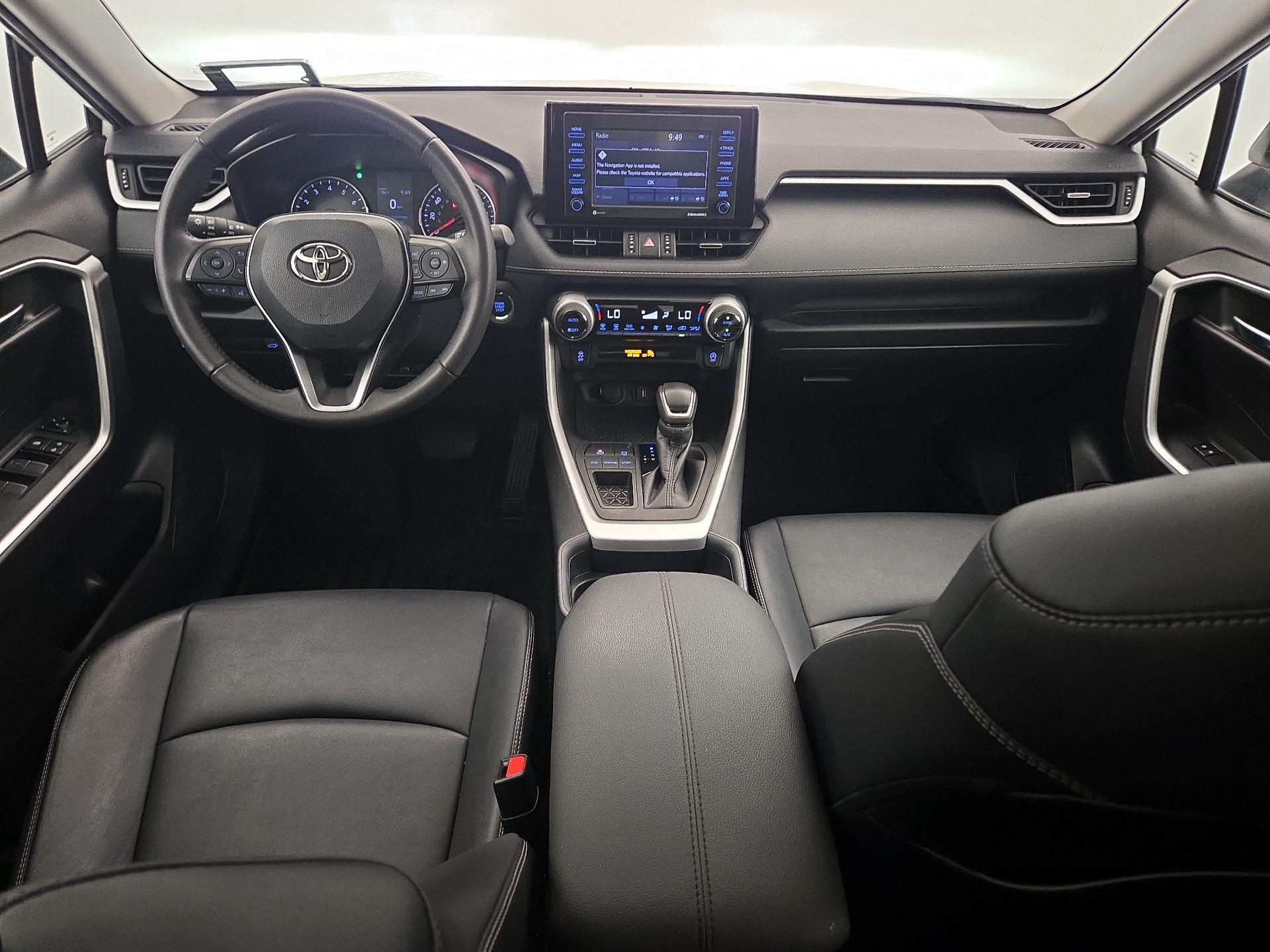 Thumbnail: 2021 Toyota RAV4 - 9