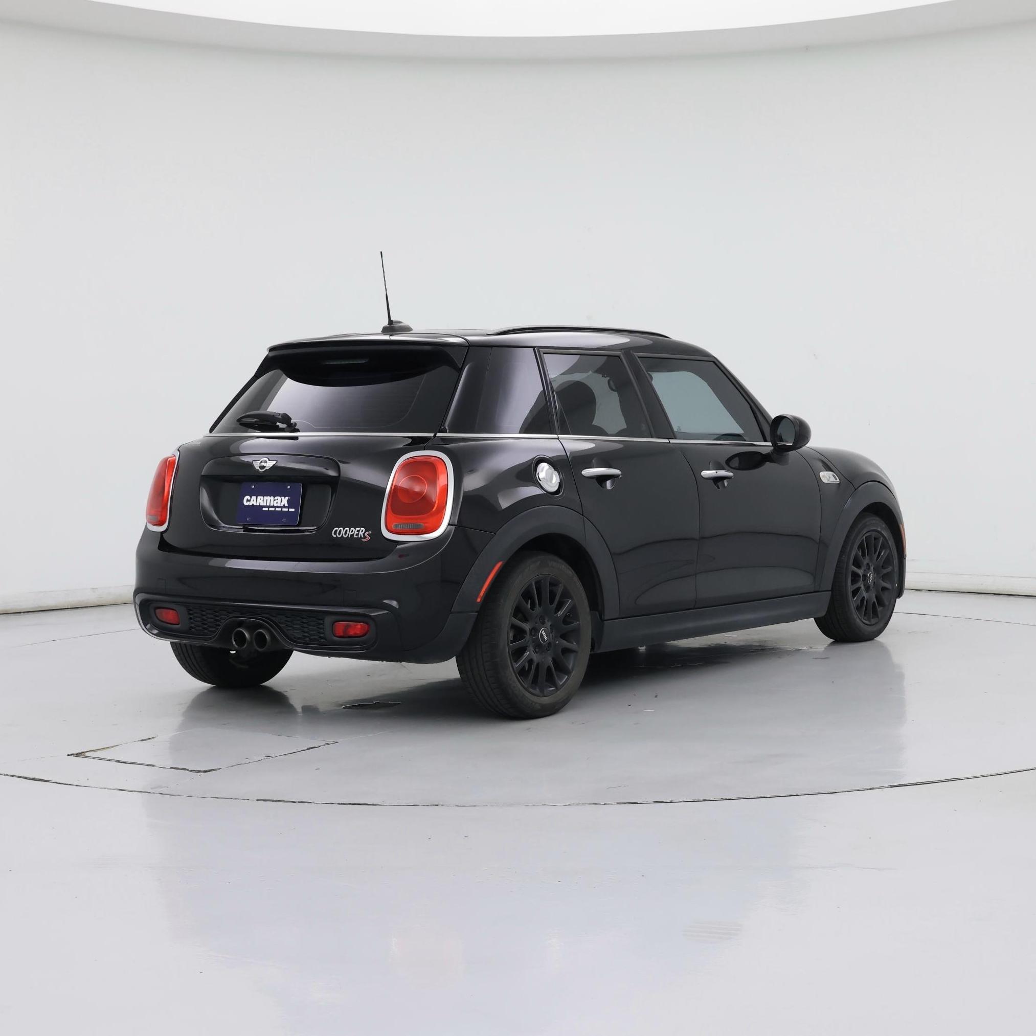 Thumbnail: 2017 MINI Cooper - 8
