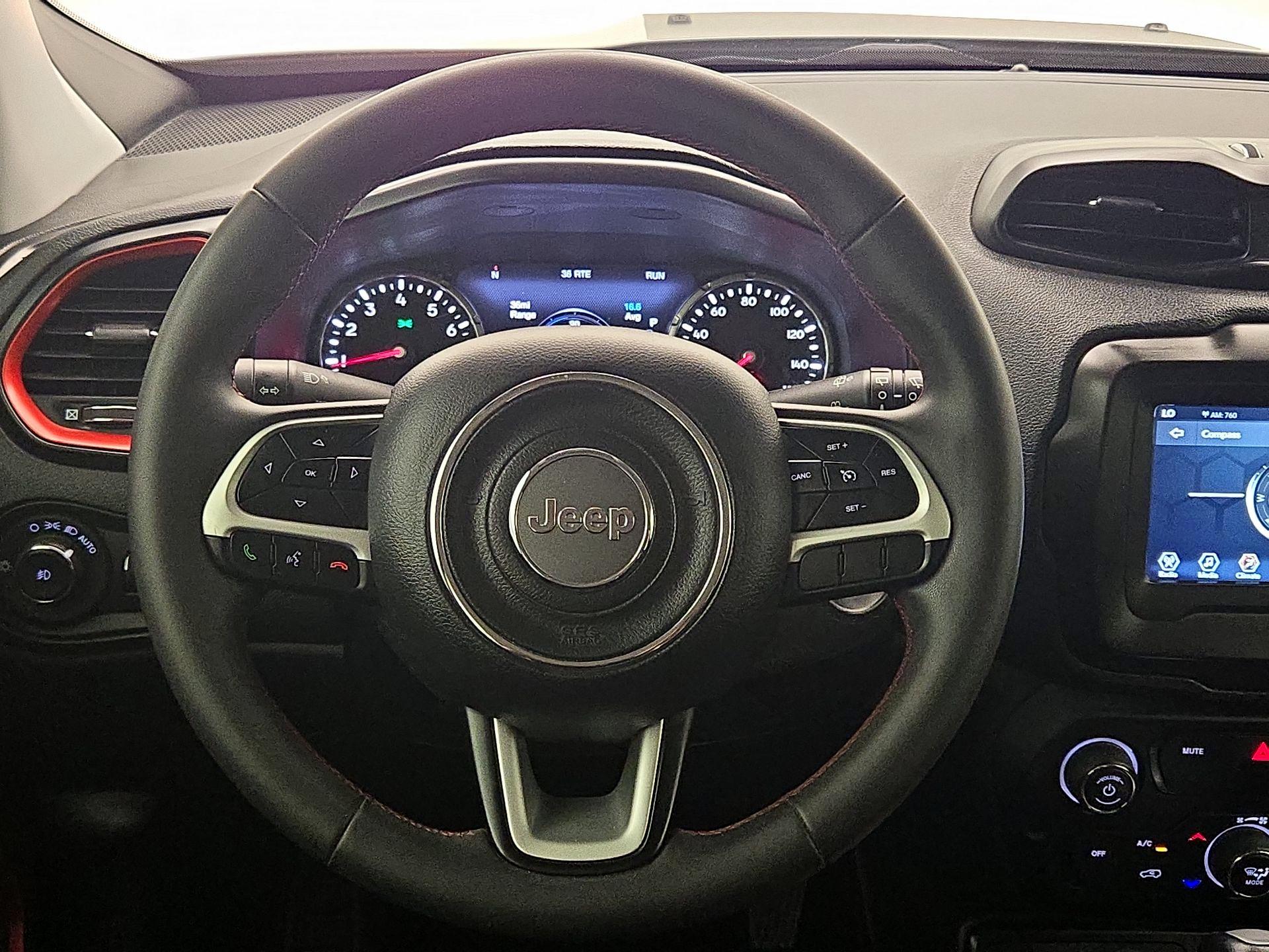 Thumbnail: 2020 Jeep Renegade - 10