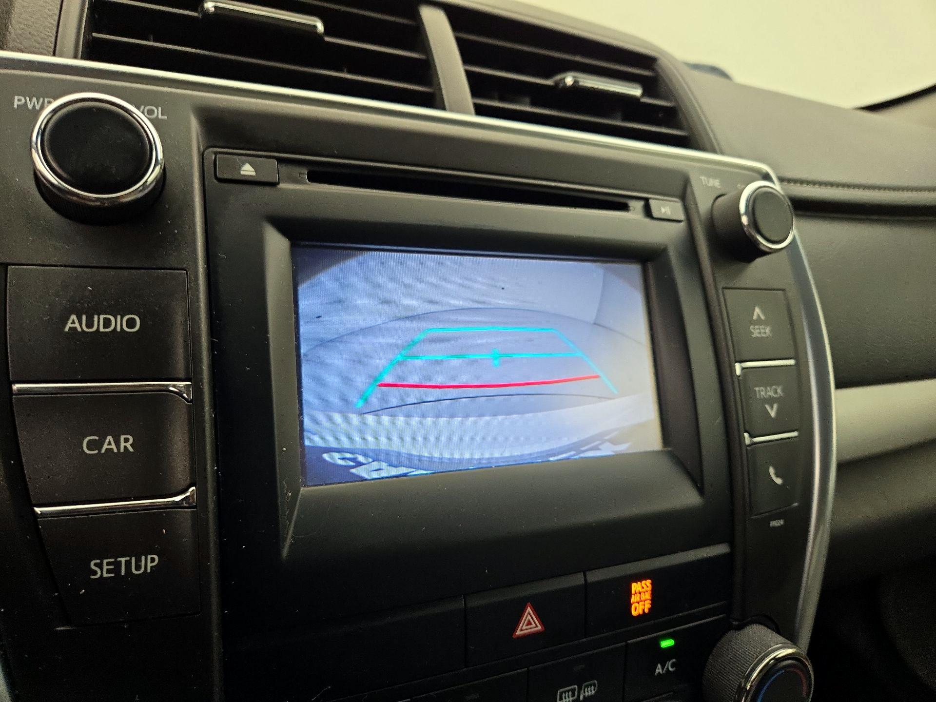 Thumbnail: 2016 Toyota Camry - 14