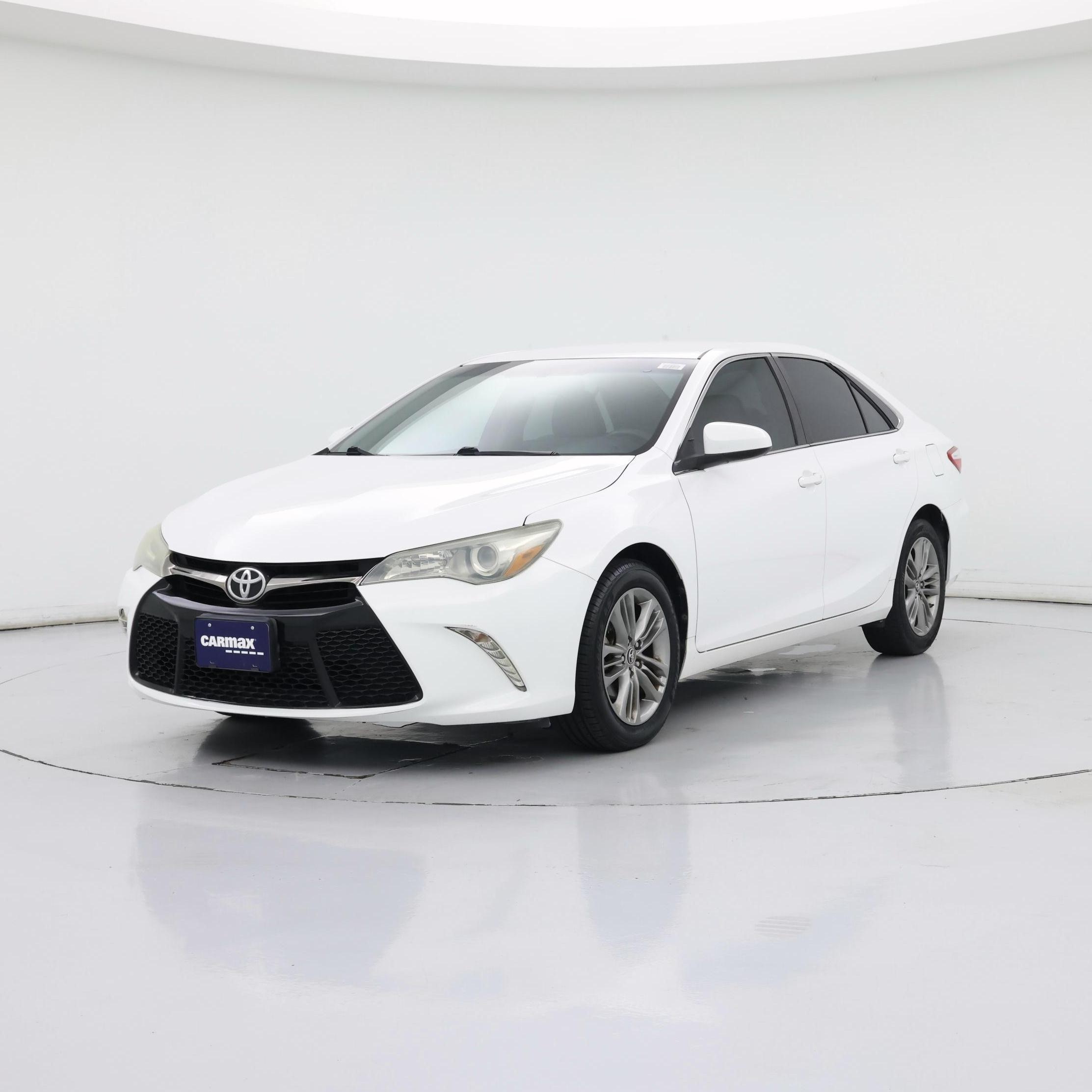Thumbnail: 2016 Toyota Camry - 4