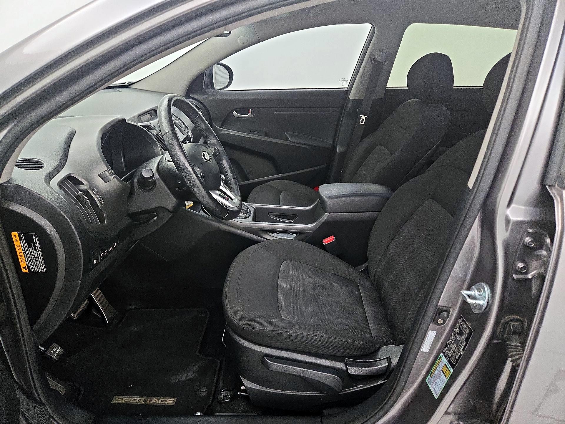 Thumbnail: 2013 Kia Sportage - 11
