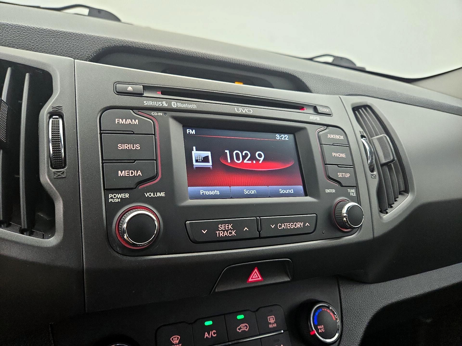 Thumbnail: 2013 Kia Sportage - 15