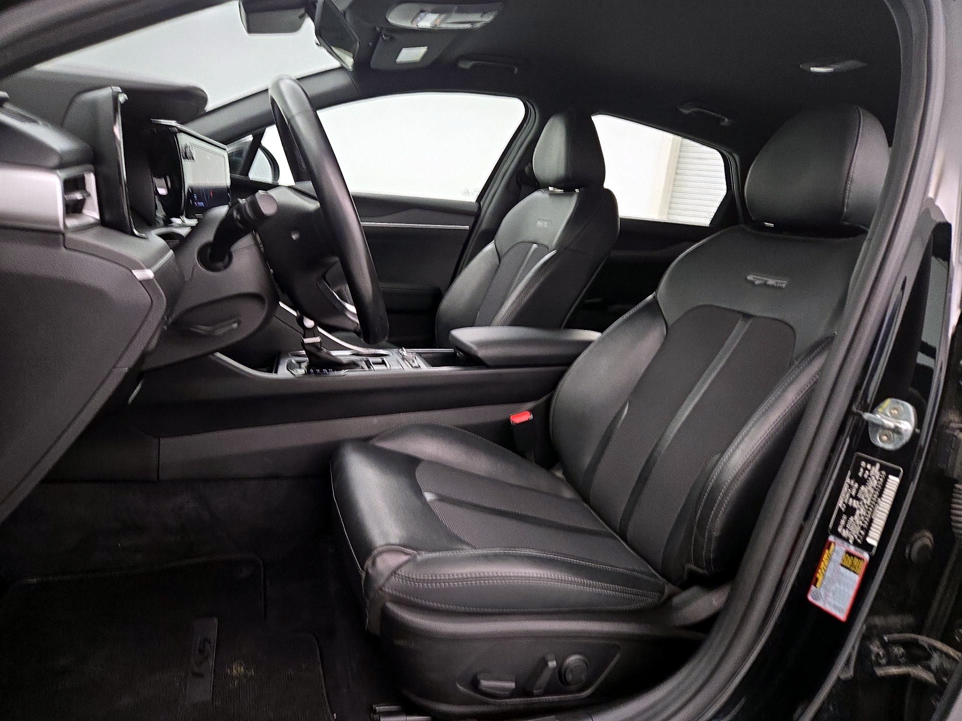 Thumbnail: 2022 Kia K5 - 11