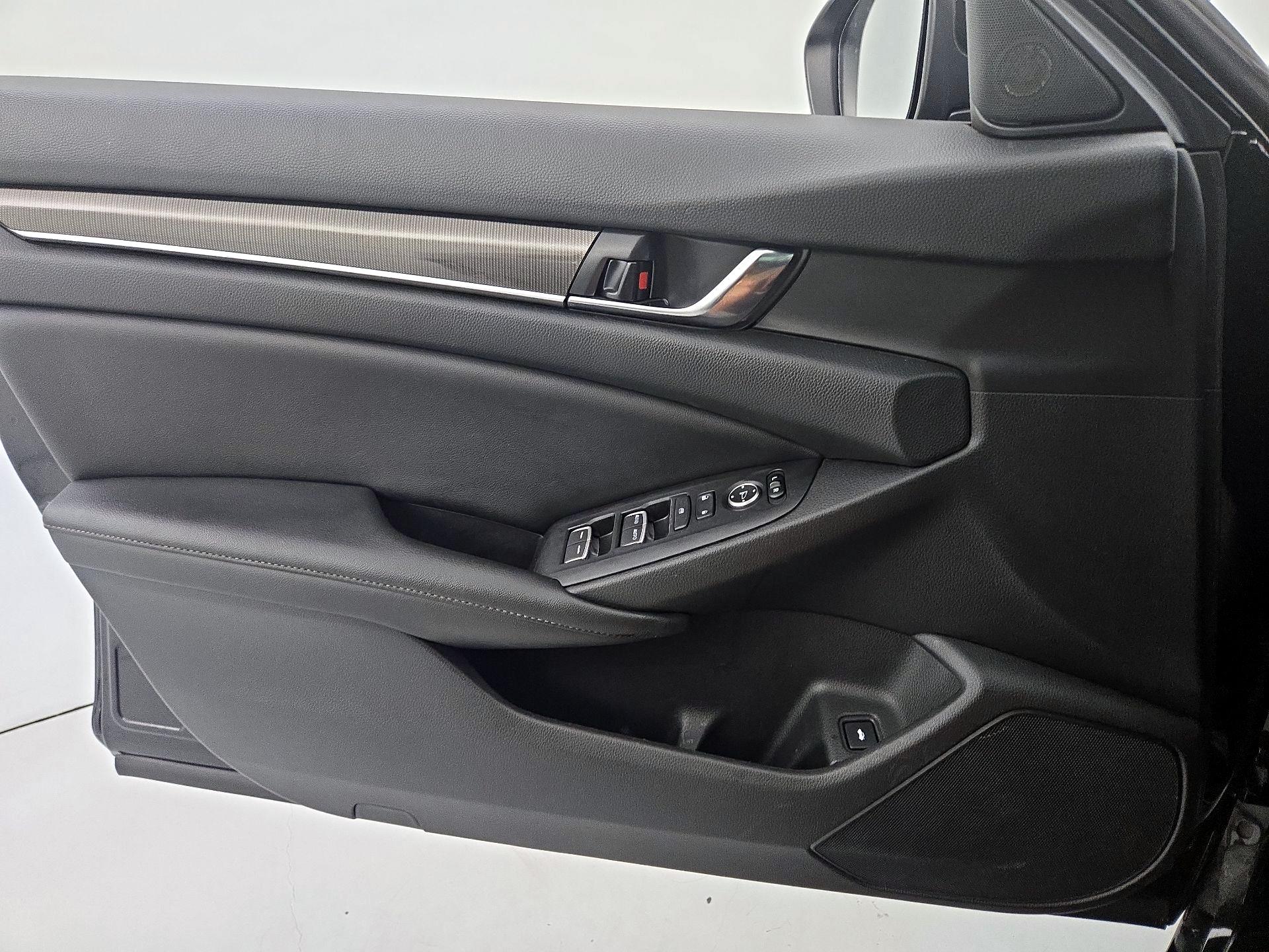 Thumbnail: 2021 Honda Accord - 12