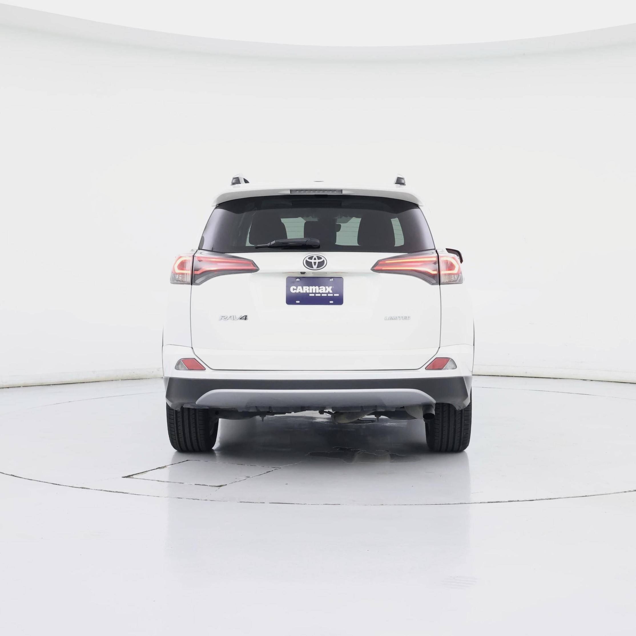 Thumbnail: 2018 Toyota RAV4 - 6