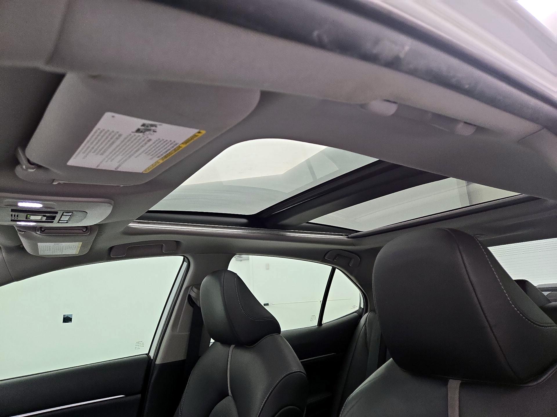 Thumbnail: 2021 Toyota Camry - 20