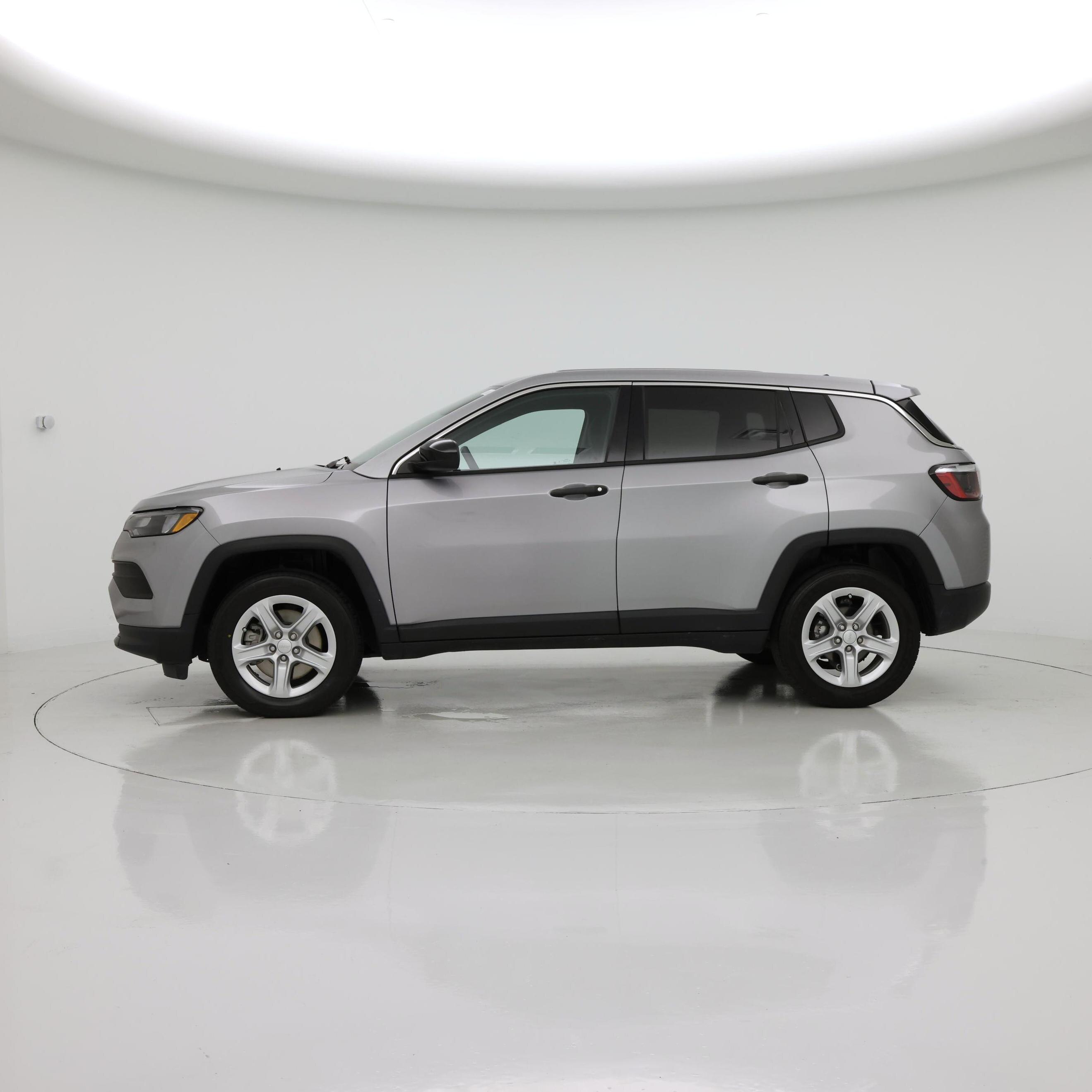 Thumbnail: 2023 Jeep Compass - 3