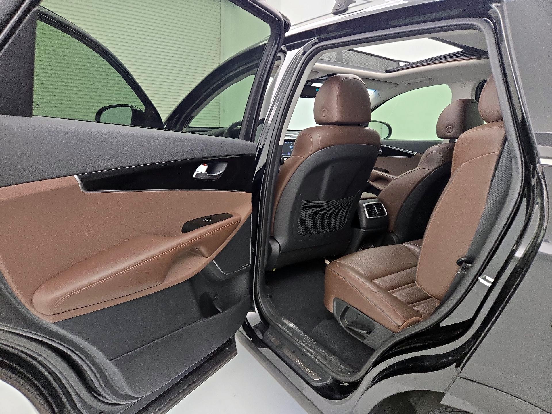 Thumbnail: 2020 Kia Sorento - 18