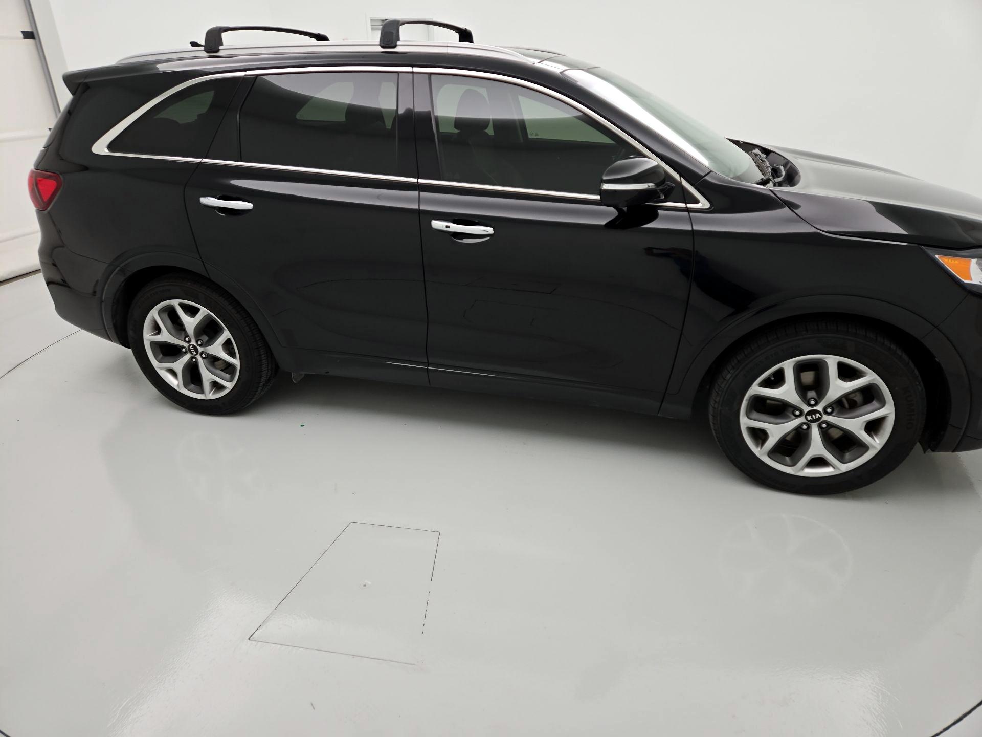 Thumbnail: 2020 Kia Sorento - 4