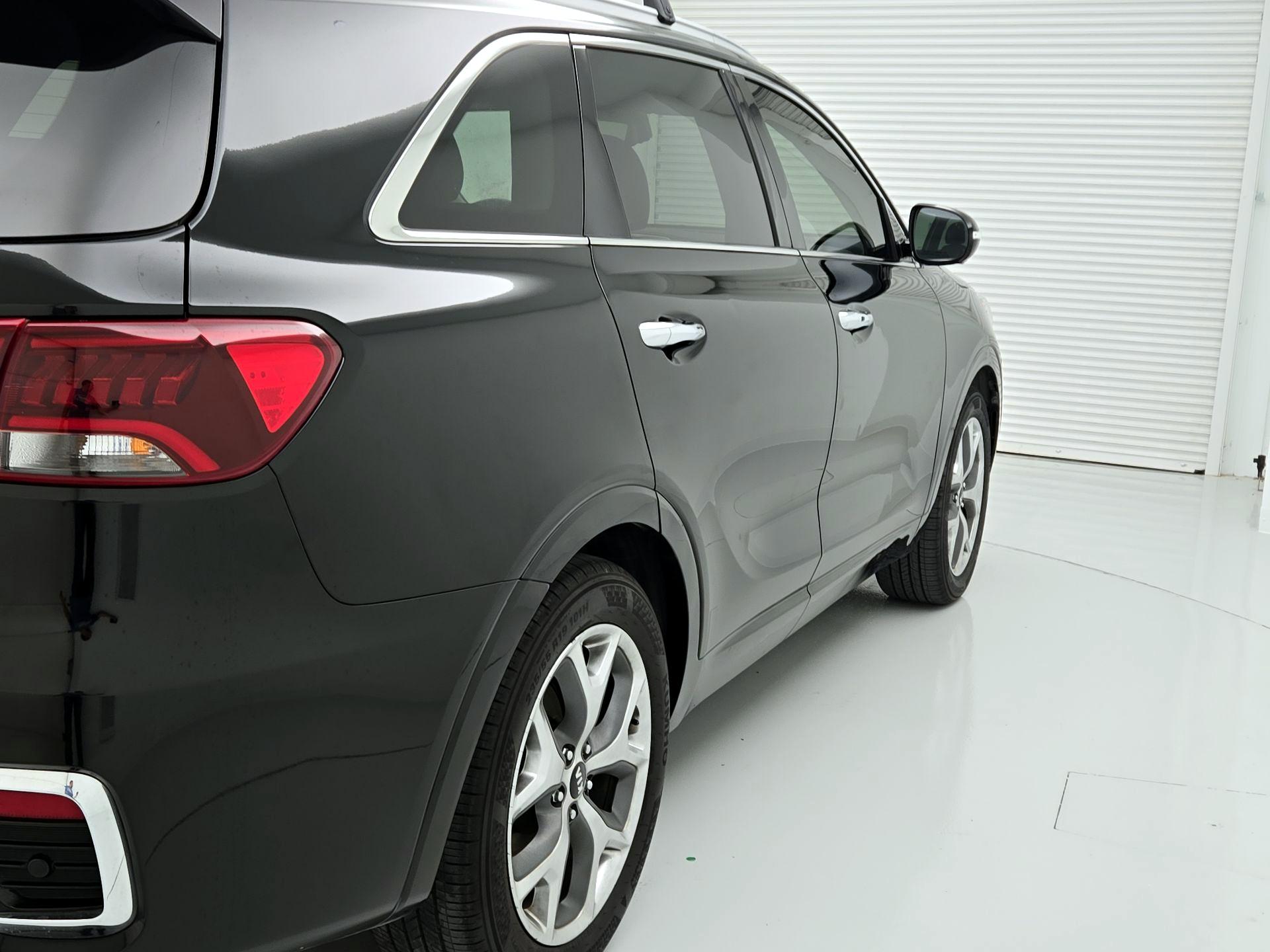 Thumbnail: 2020 Kia Sorento - 5