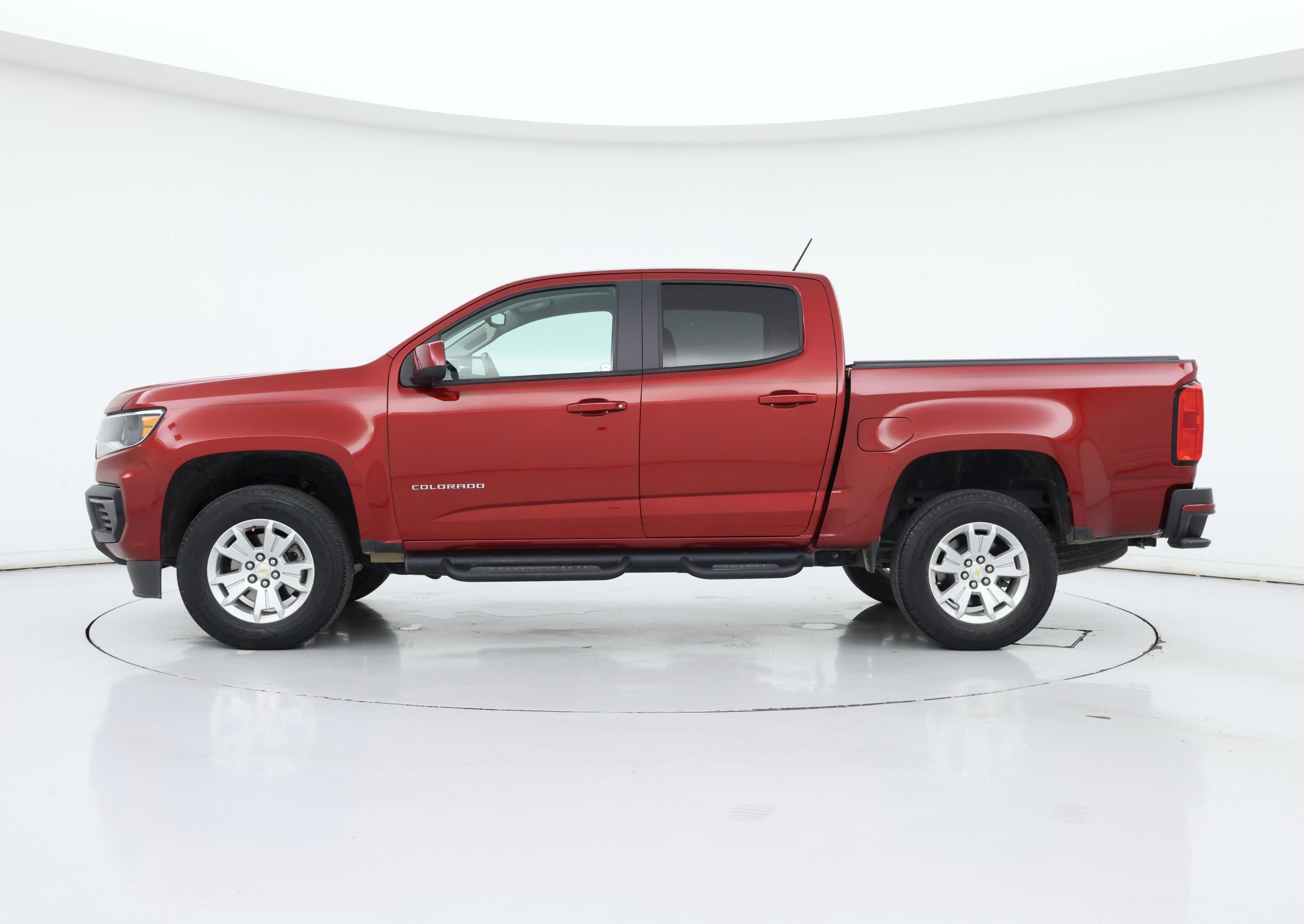 Thumbnail: 2021 Chevrolet Colorado - 3