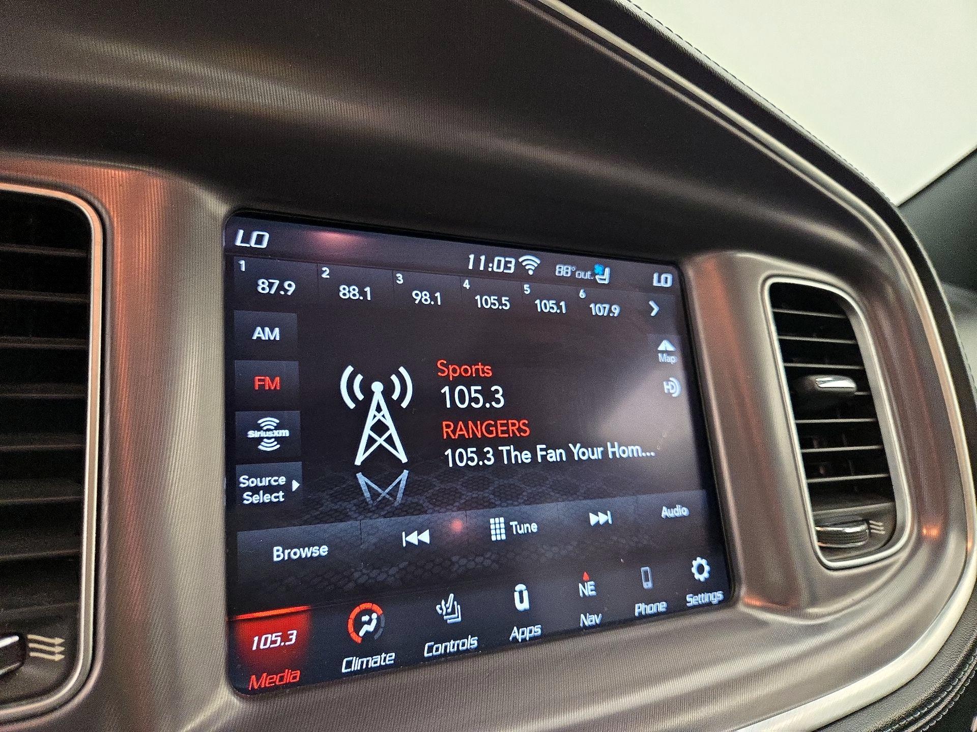Thumbnail: 2020 Dodge Charger - 16